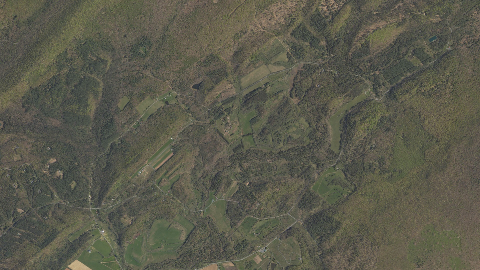 Natural-color aerial photograph of land around Jackson, Pennsylvania