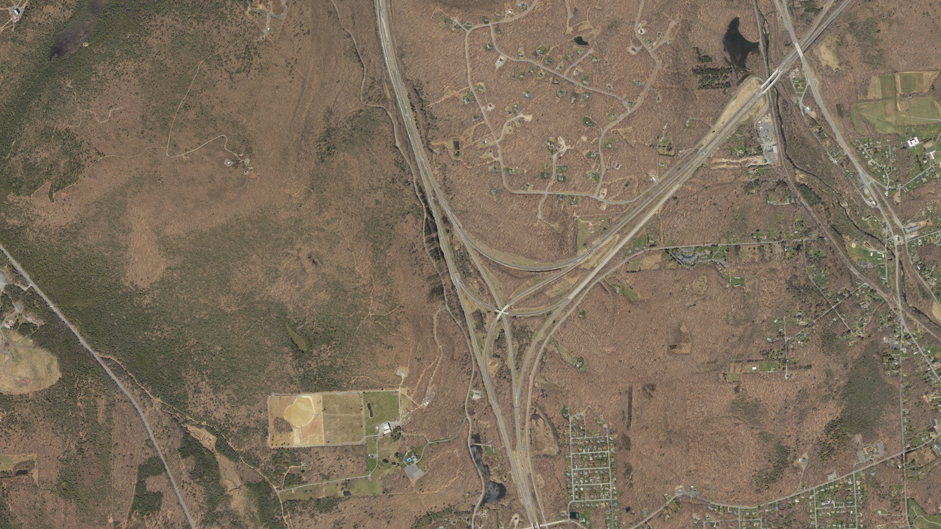 Aerial view of land around Roaring Brook, Pennsylvania