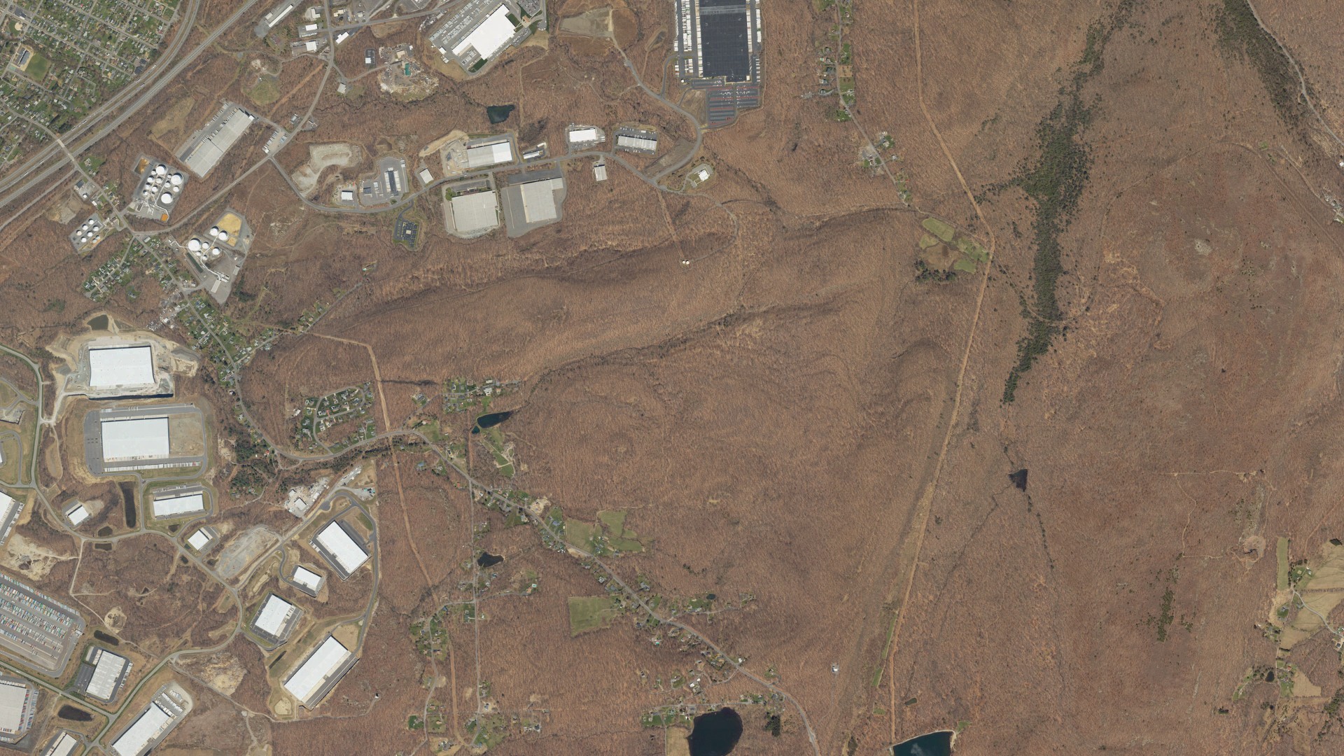 Natural-color aerial photograph of land around Pittston, Pennsylvania