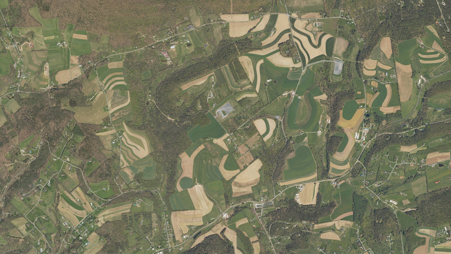 Natural-color aerial photograph of land around Hepburn, Pennsylvania