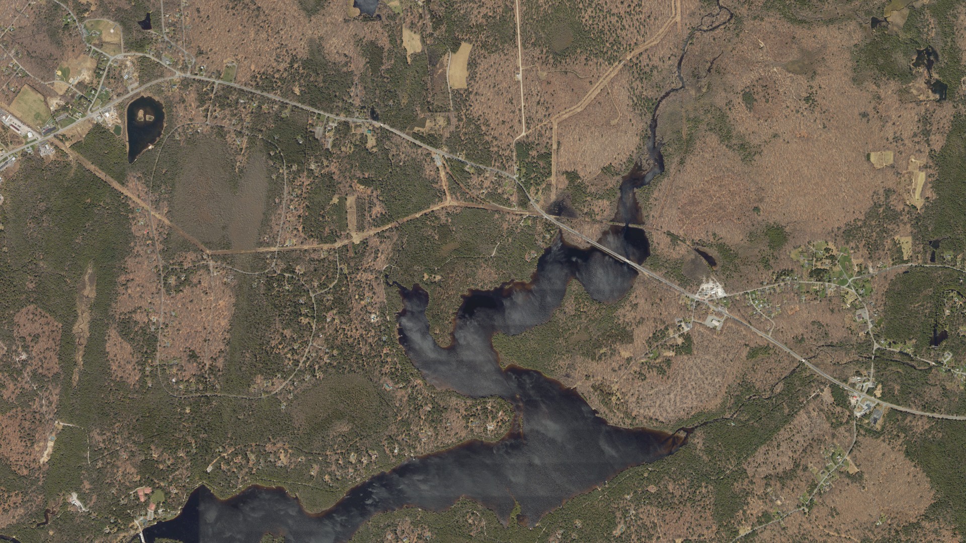 Natural-color aerial photograph of land around Tobyhanna, Pennsylvania