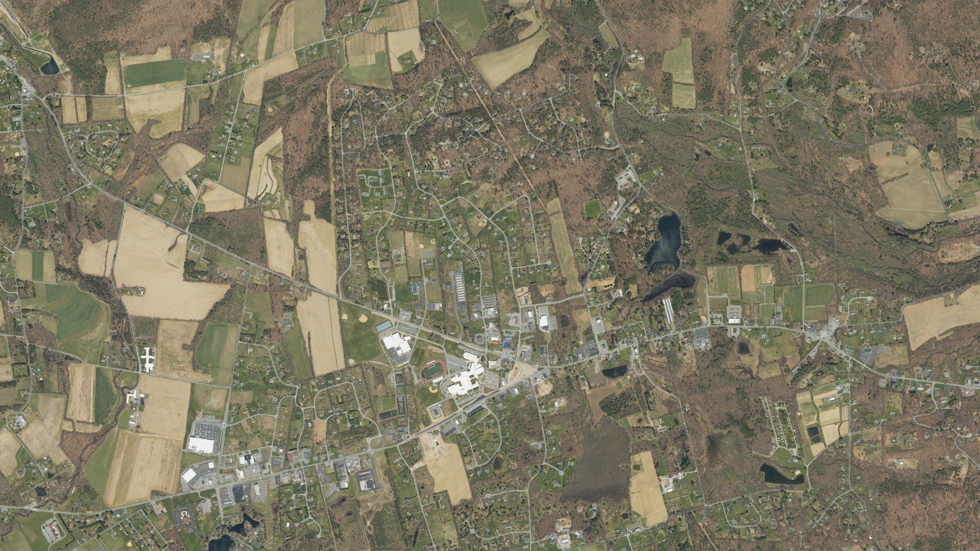Natural-color aerial photograph of land around Brodheadsville, Pennsylvania