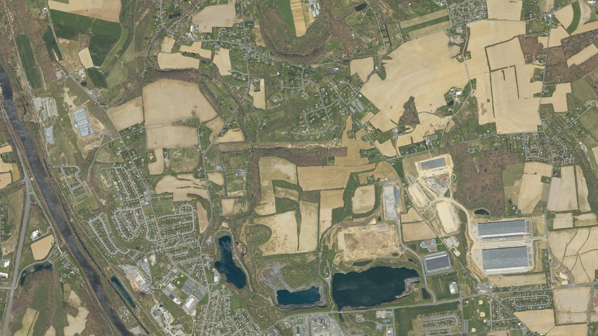 Aerial view of land around Allen, Pennsylvania