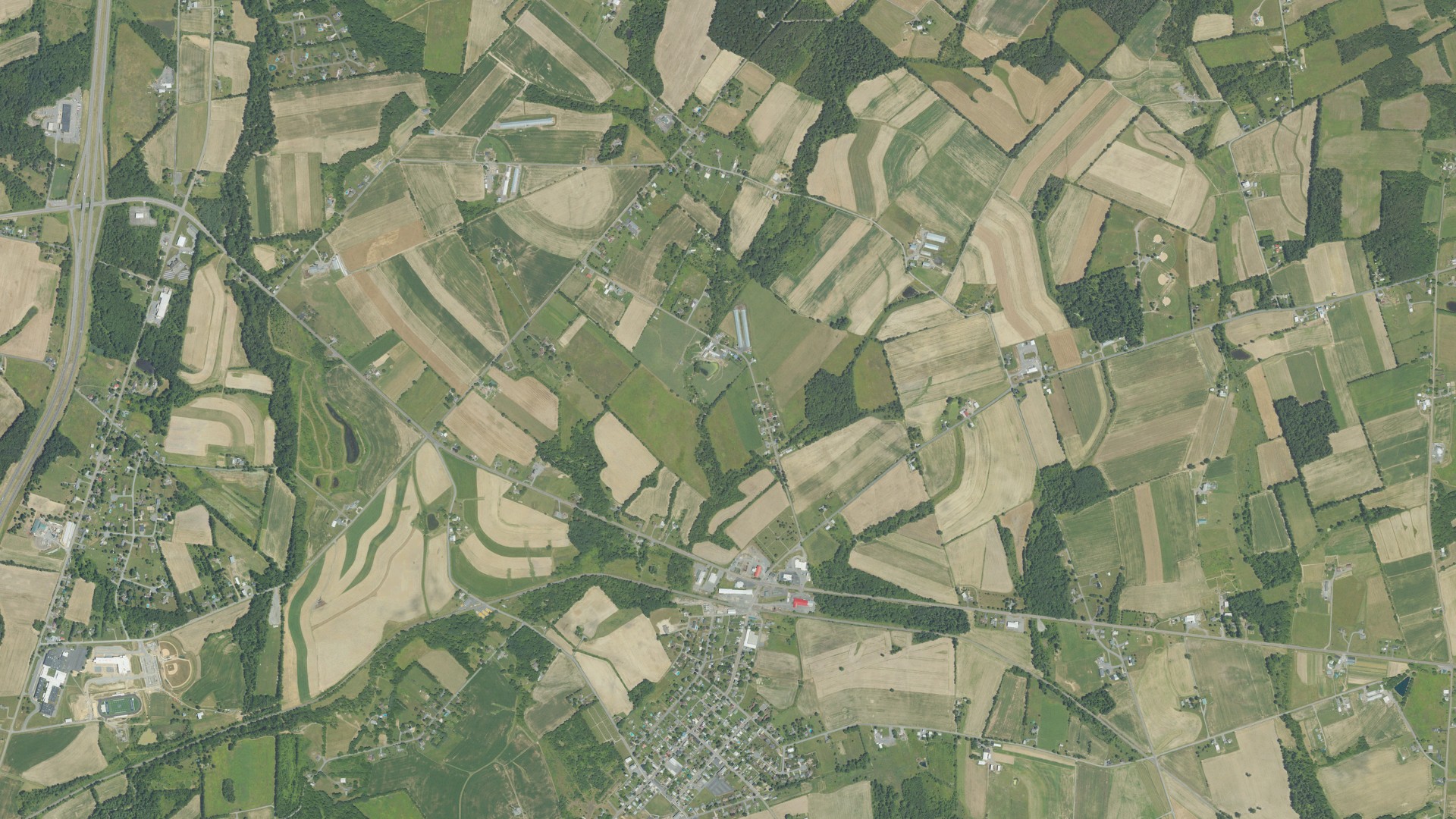 Natural-color aerial photograph of land around Lewis, Pennsylvania