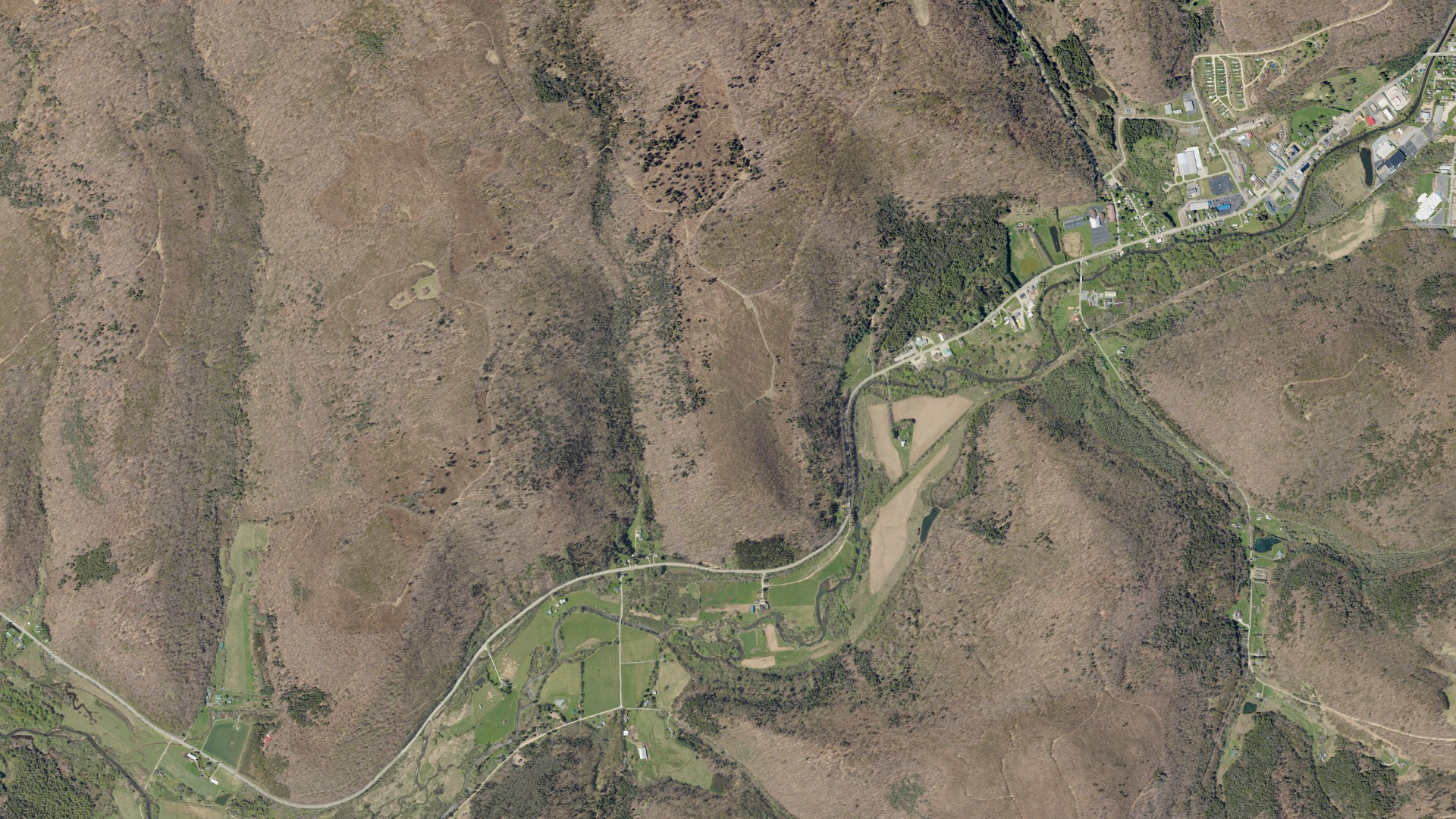 Natural-color aerial photograph of land around Eulalia, Pennsylvania