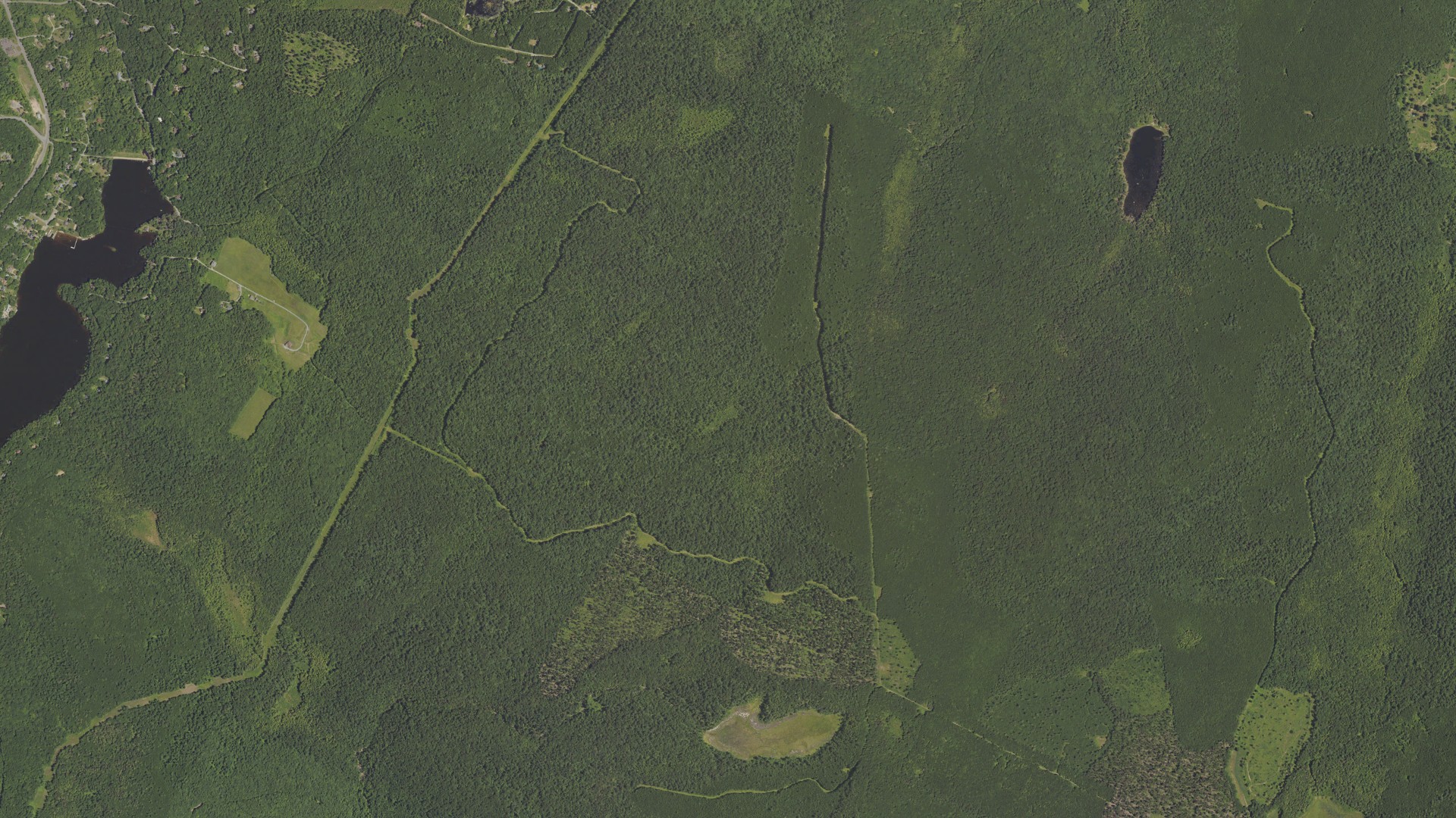 Natural-color aerial photograph of land around Laporte, Pennsylvania