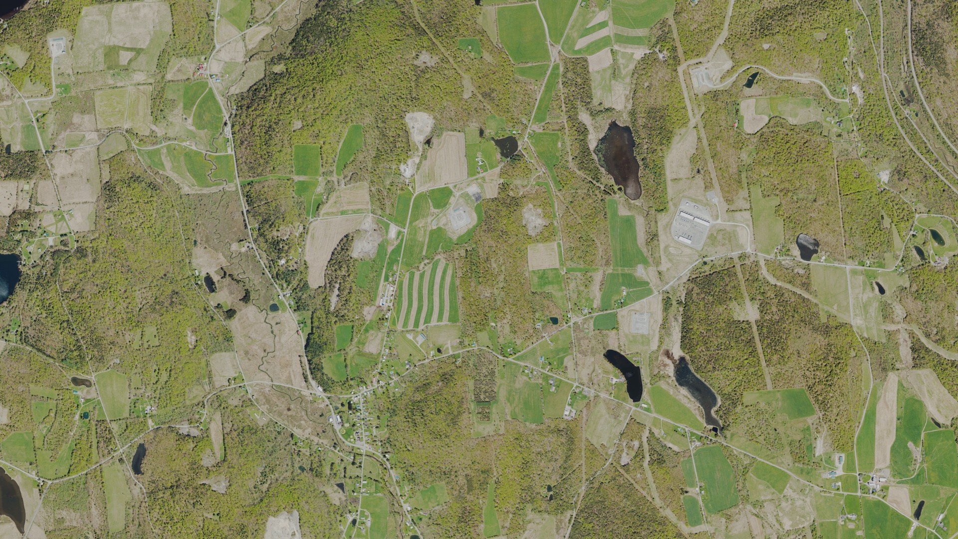 Natural-color aerial photograph of land around Brooklyn, Pennsylvania