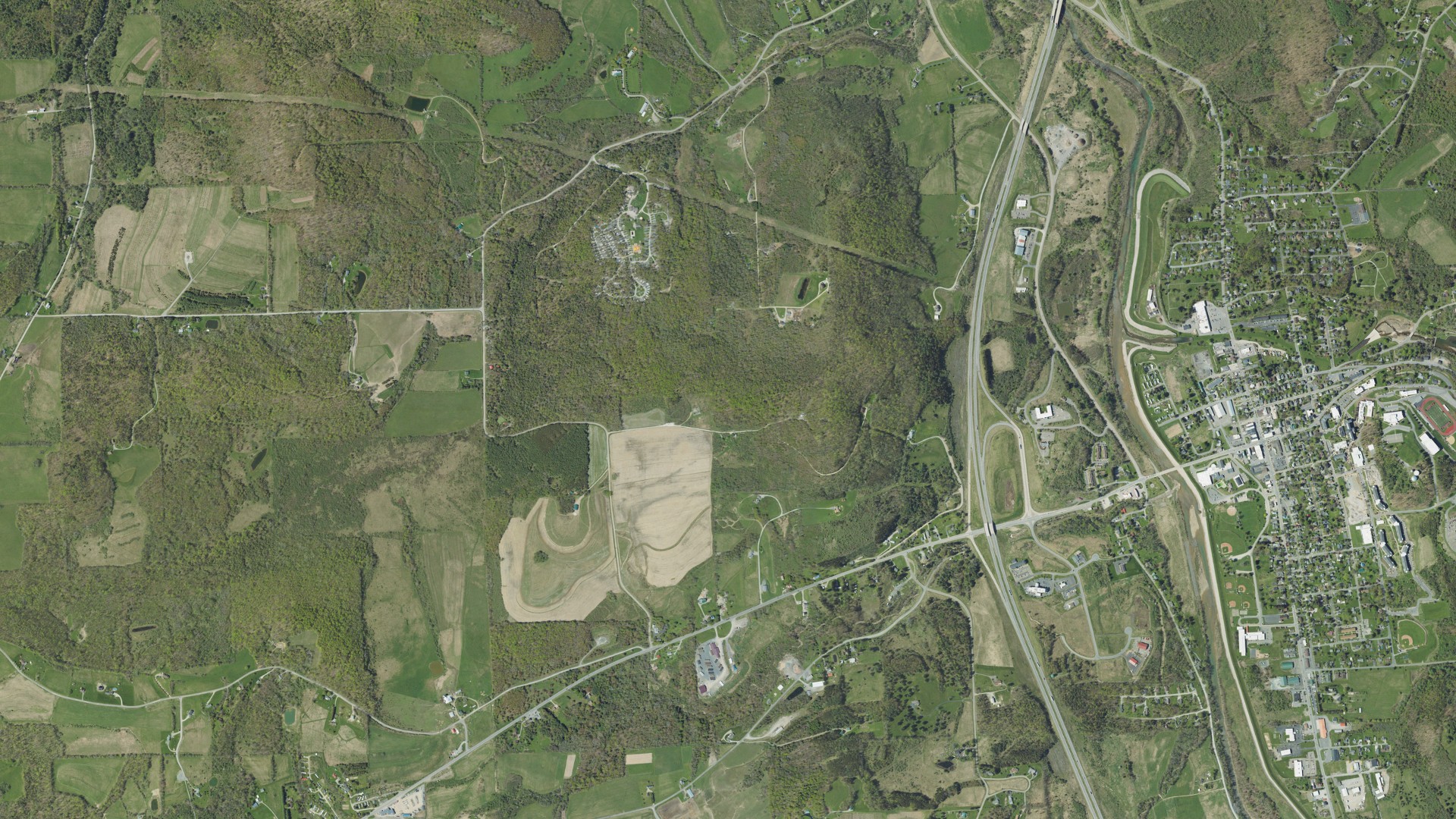 Aerial view of land around Richmond, Pennsylvania