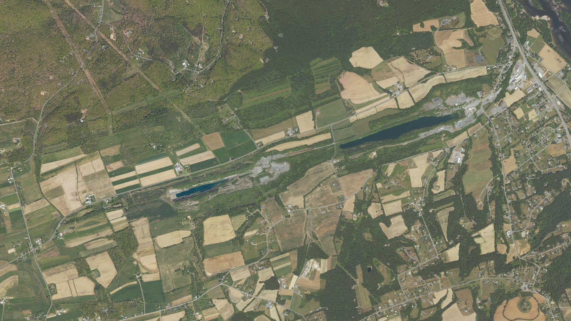 Aerial view of land around Union, Pennsylvania