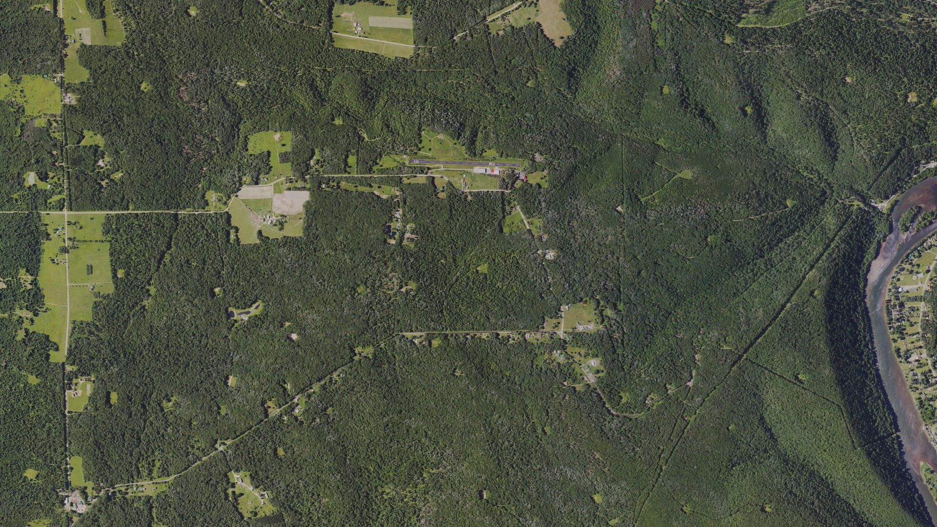 Natural-color aerial photograph of land around Triumph, Pennsylvania