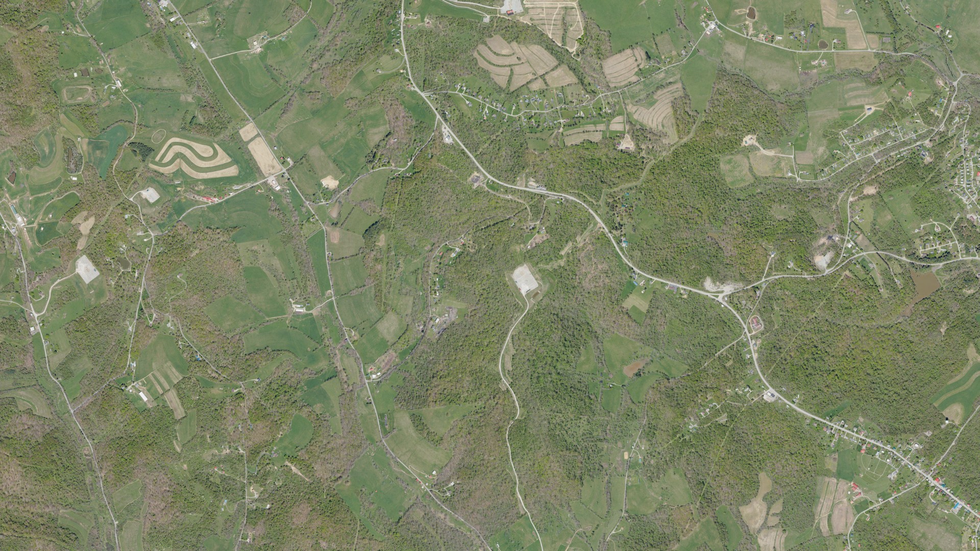 Aerial view of land around North Bethlehem, Pennsylvania