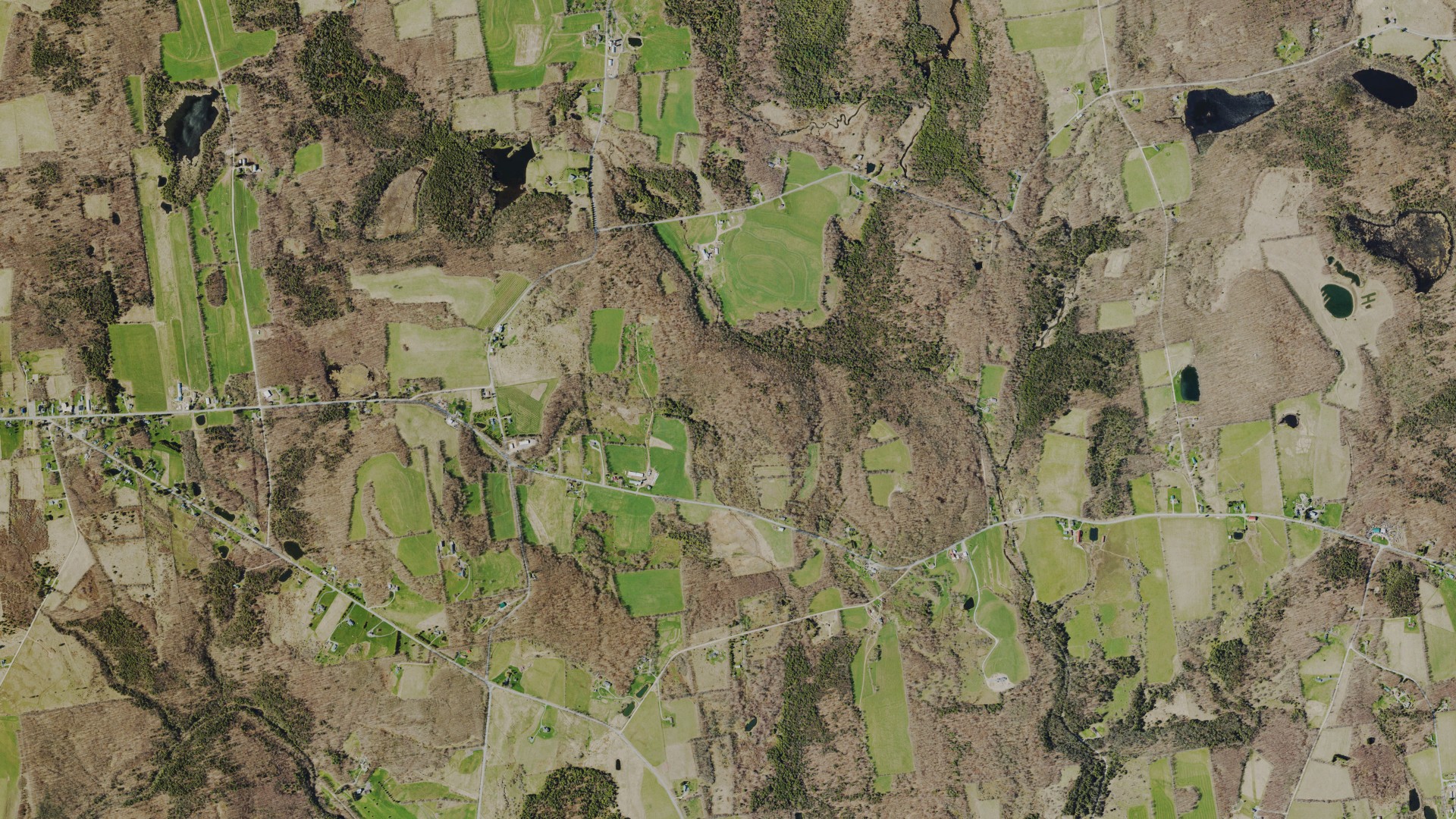 Aerial view of land around Mount Pleasant, Pennsylvania