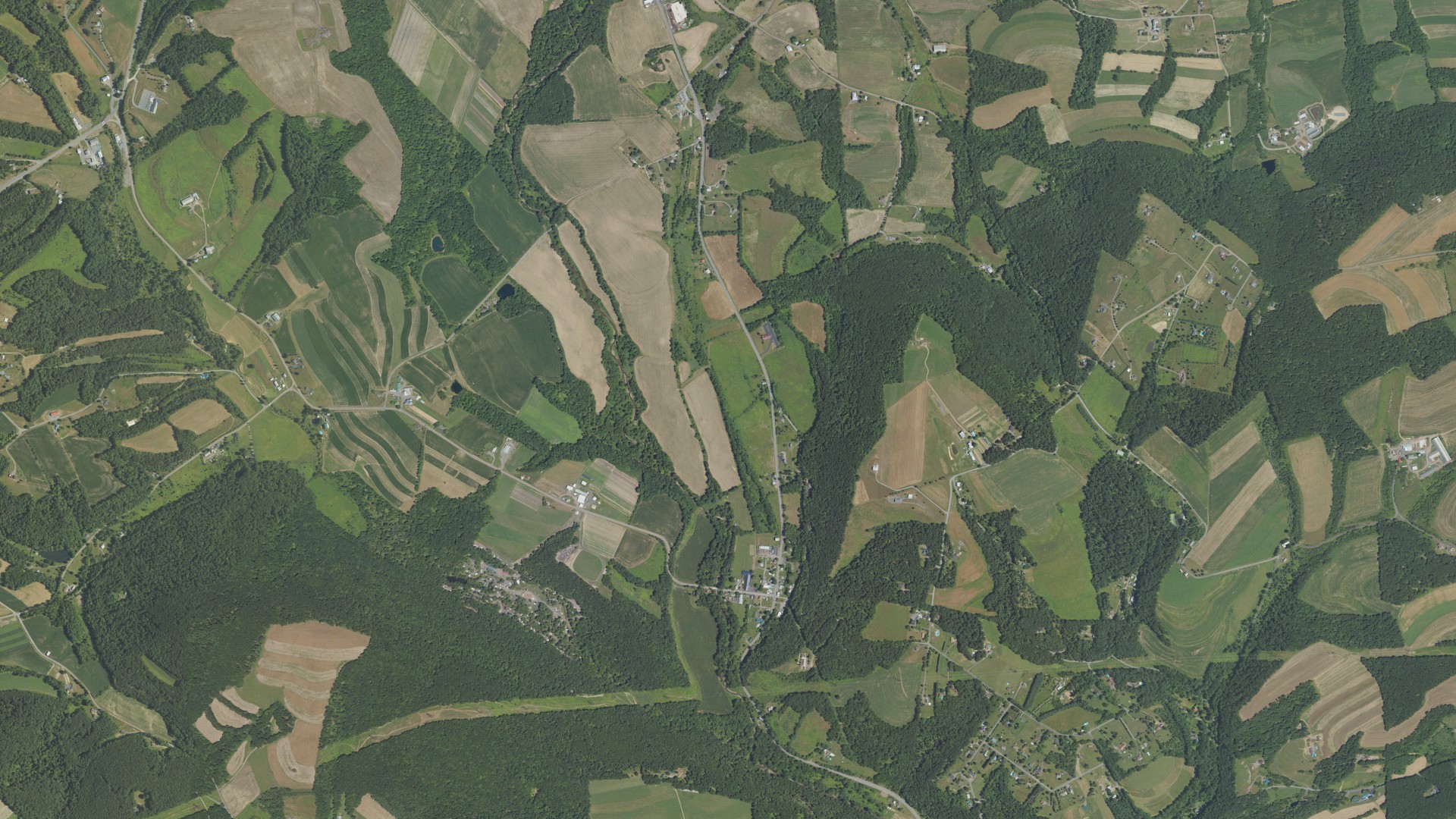 Natural-color aerial photograph of land around Eyers Grove, Pennsylvania