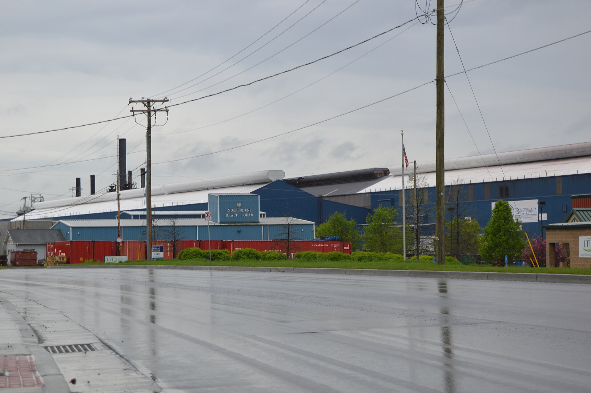 An industrial complex in Farrell, Pennsylvania, United States, seen looking south from Pennsylvania Routes 718/760 north of the Staunton Street intersection.