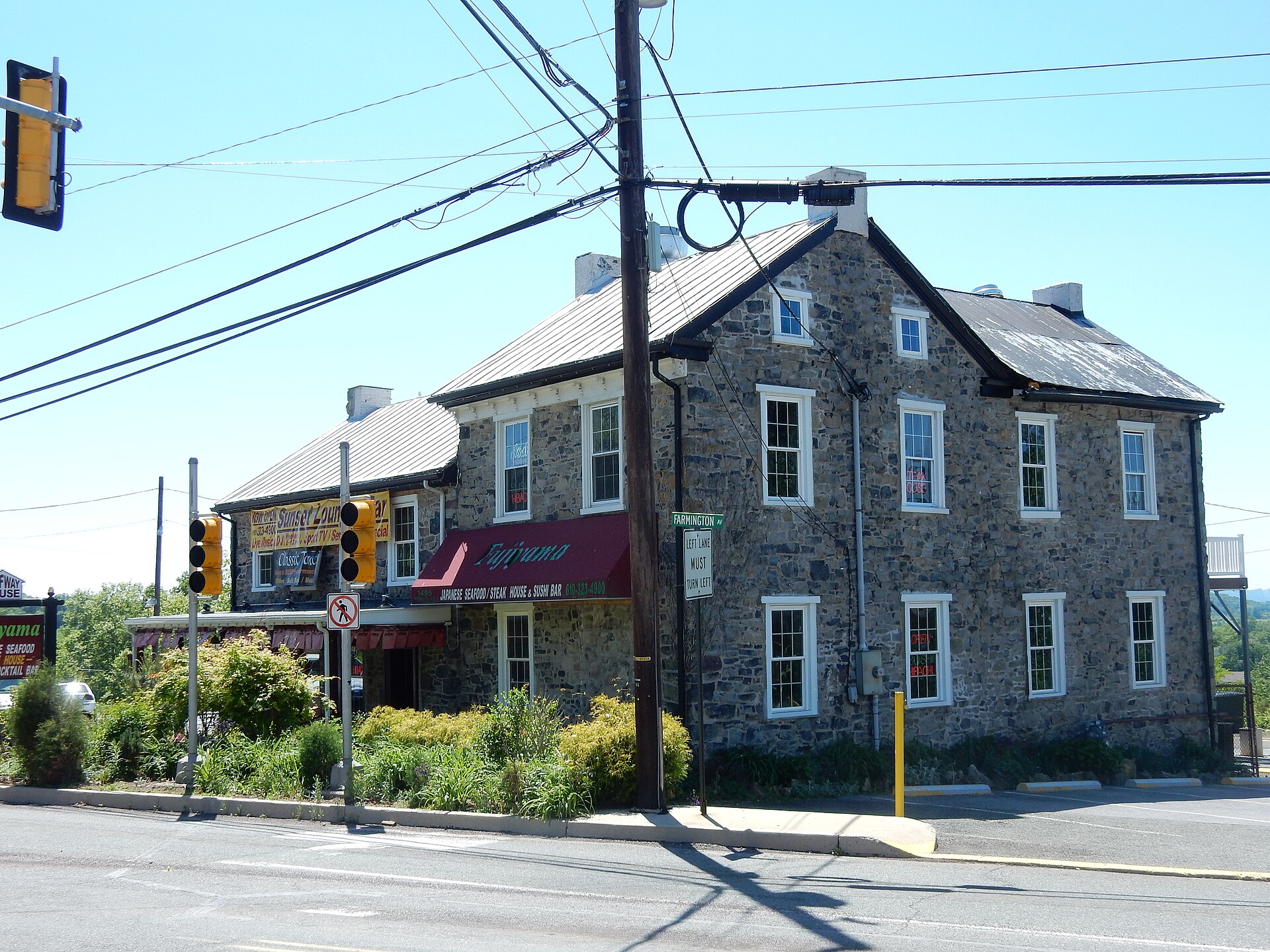 Fujiyama Sunset Lounge, Half Way House, 1495 Farmington Ave., Upper Pottsgrove, PA. — Halfway House, Pennsylvania