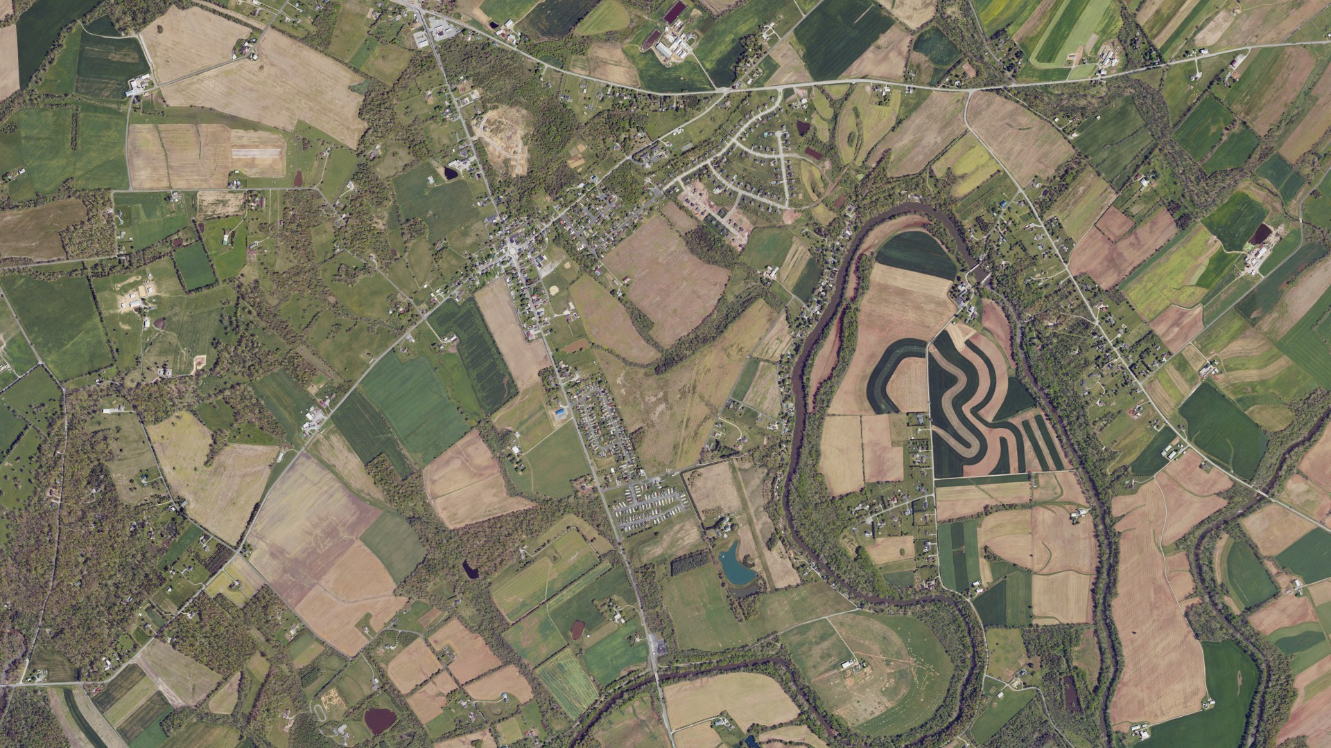 Aerial view of land around Hampton, Pennsylvania