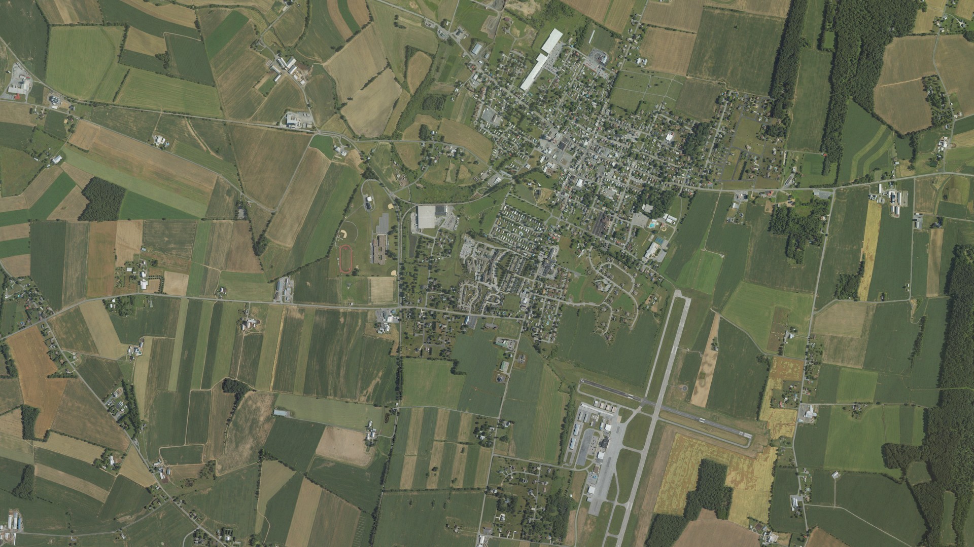 Natural-color aerial photograph of land around Homewood at Martinsburg, Pennsylvania