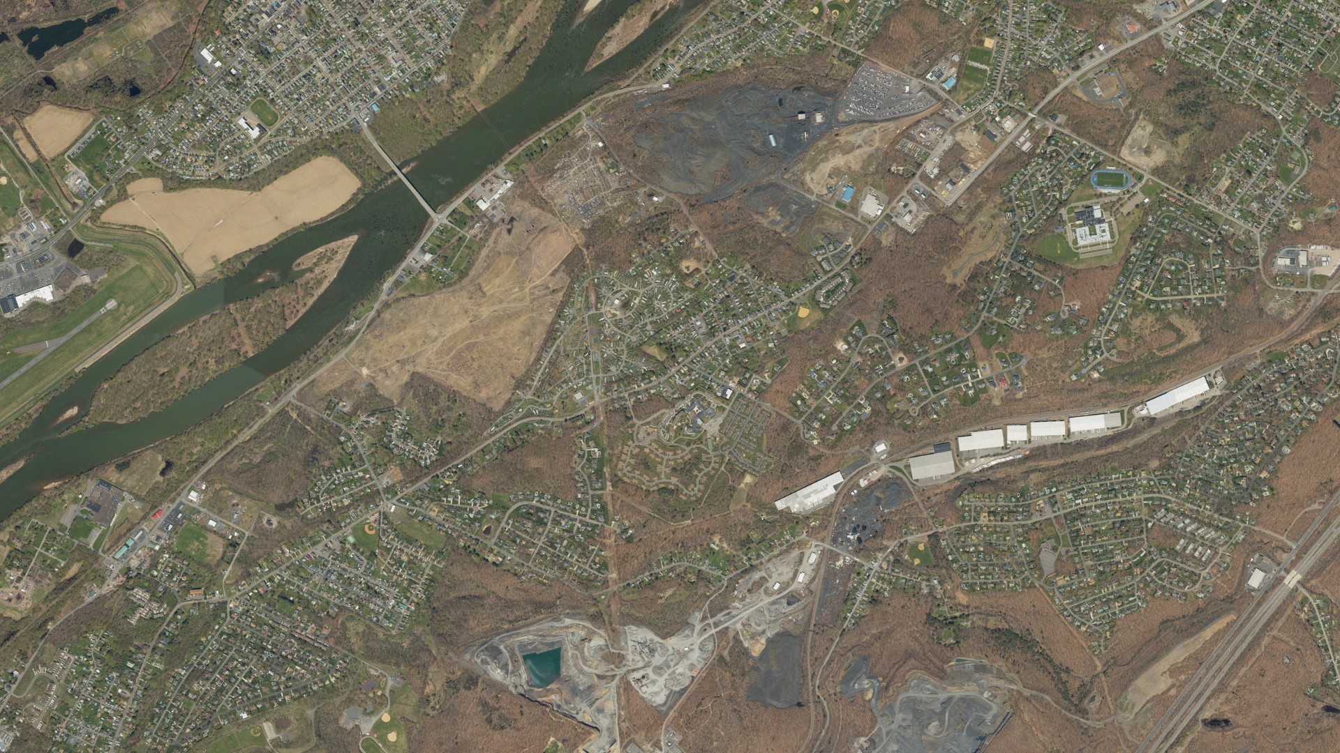 Natural-color aerial photograph of land around Inkerman, Pennsylvania