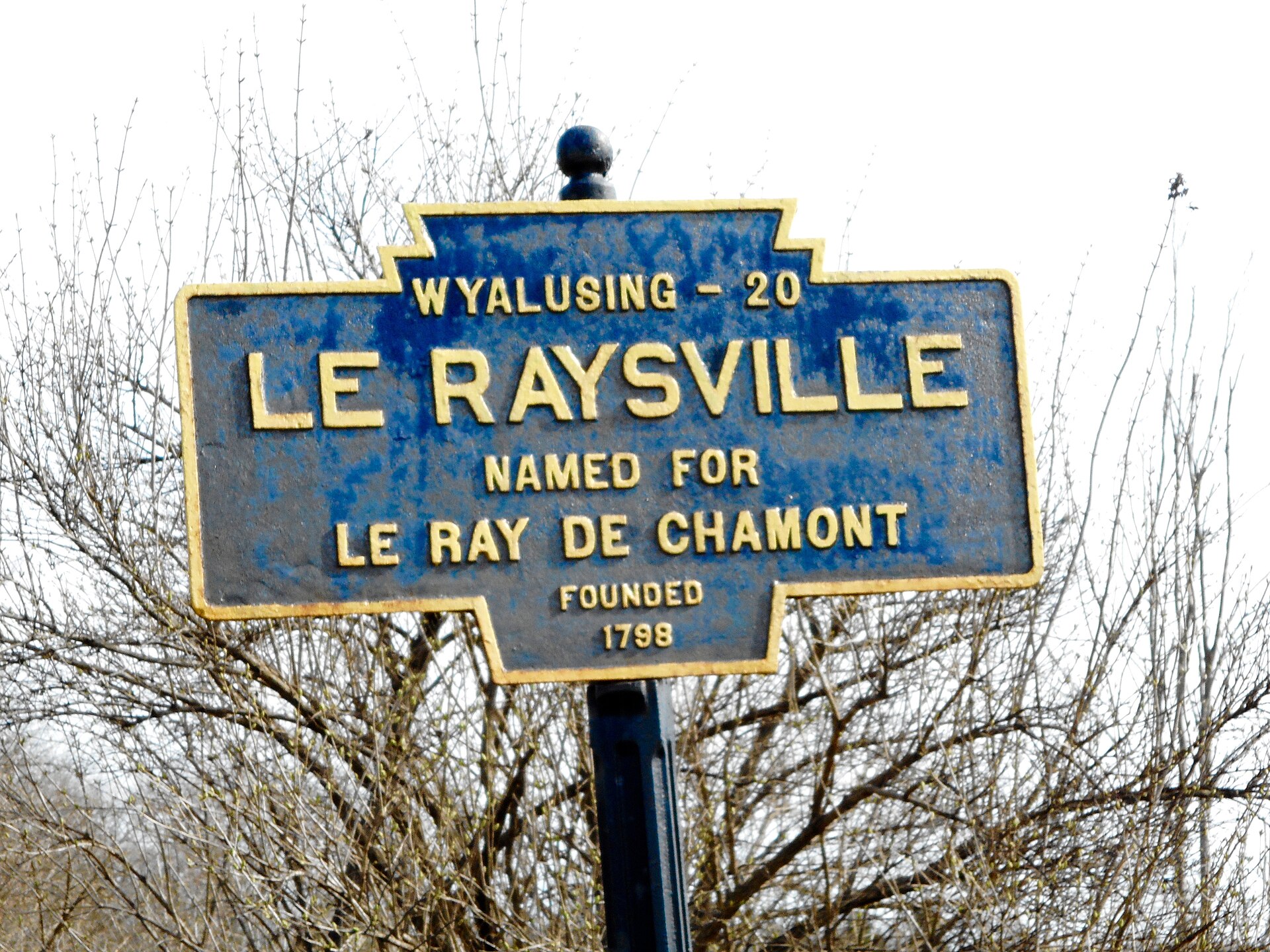 Keystone marker identifying Le Raysville, Pennsylvania as a traveler enters town from the north. — LeRaysville, Pennsylvania