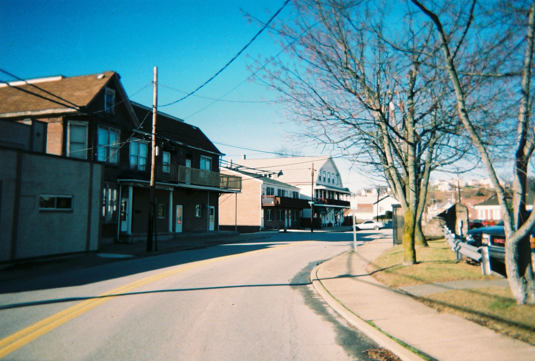 Street scene in Manor, Pennsylvania