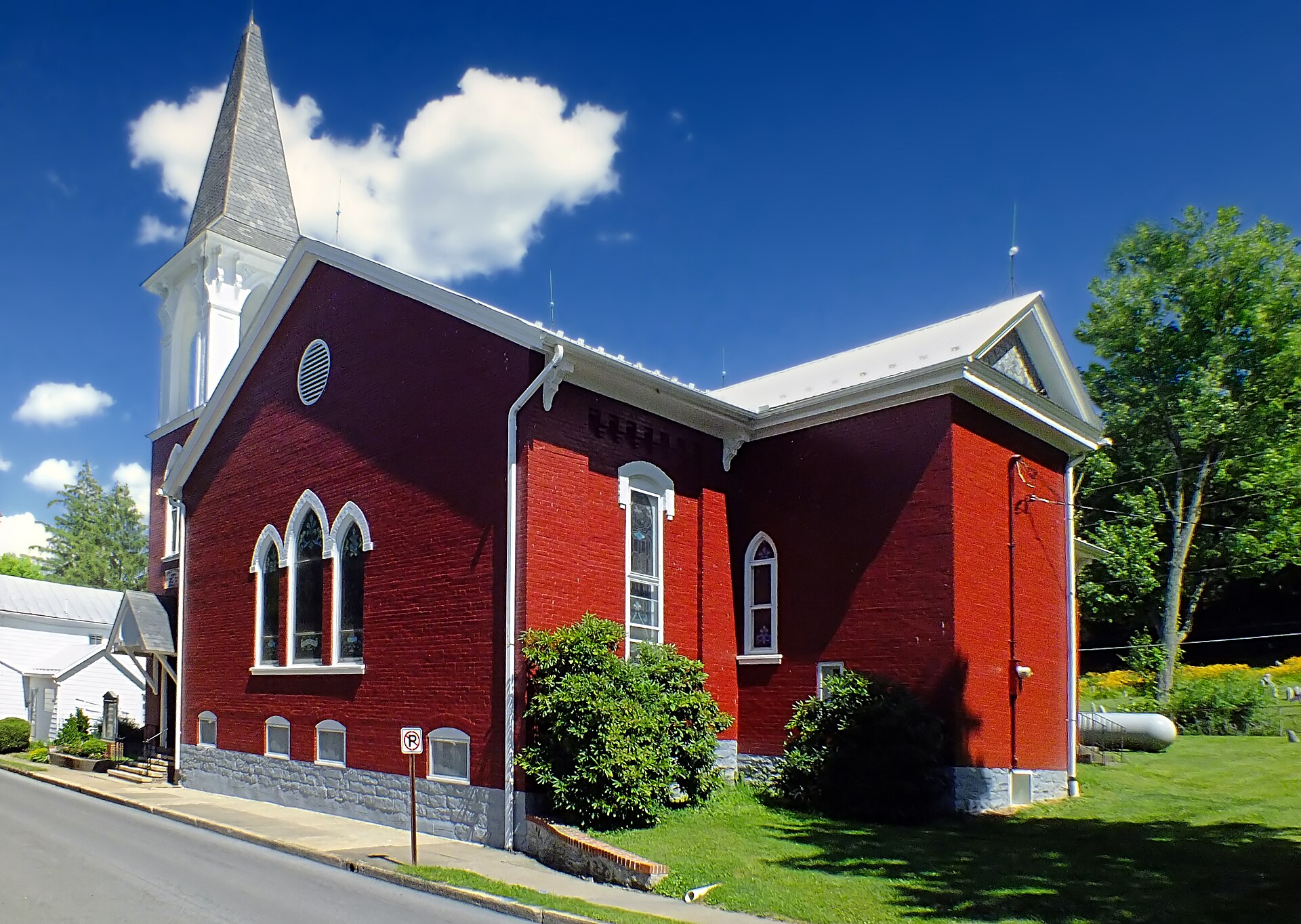 Small church within the borough of Mifflinburg, Union County. — Pennsylvania