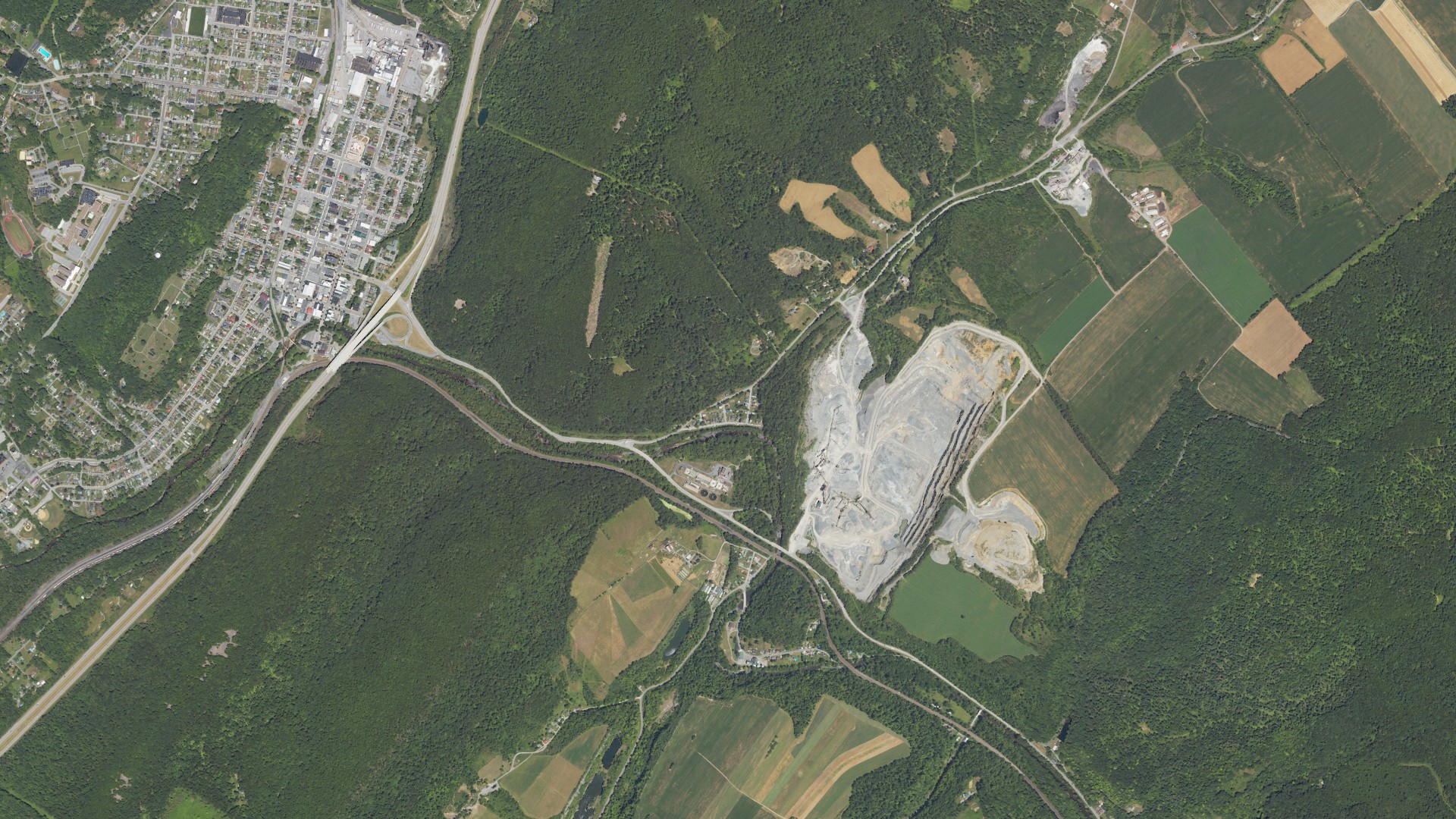 Natural-color aerial photograph of land around Nealmont, Pennsylvania