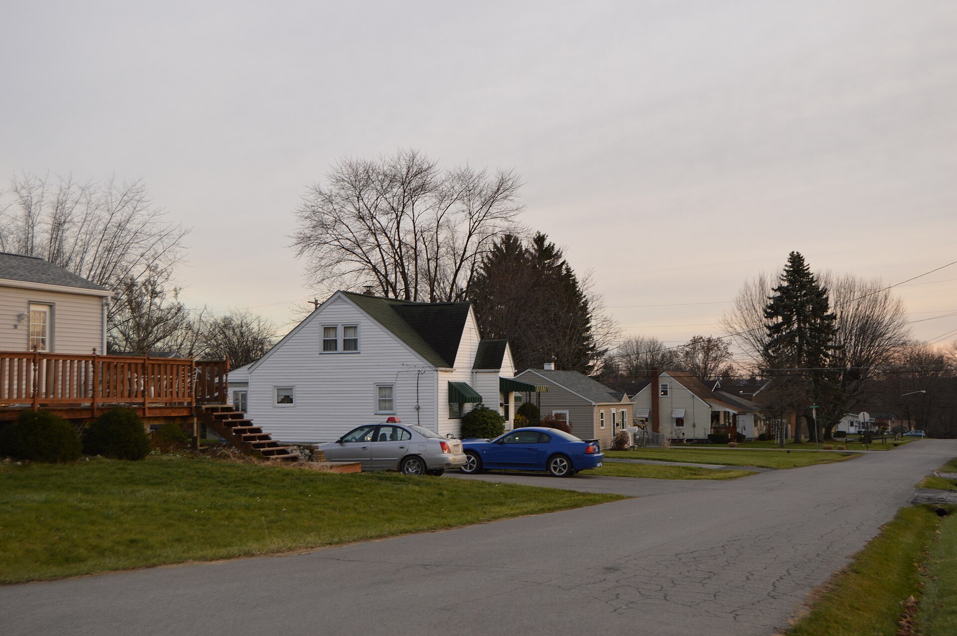 Houses on the eastern side of Beaver Street, seen looking southward from the Worthington Avenue intersection, in New Castle Northwest, Pennsylvania, United States.