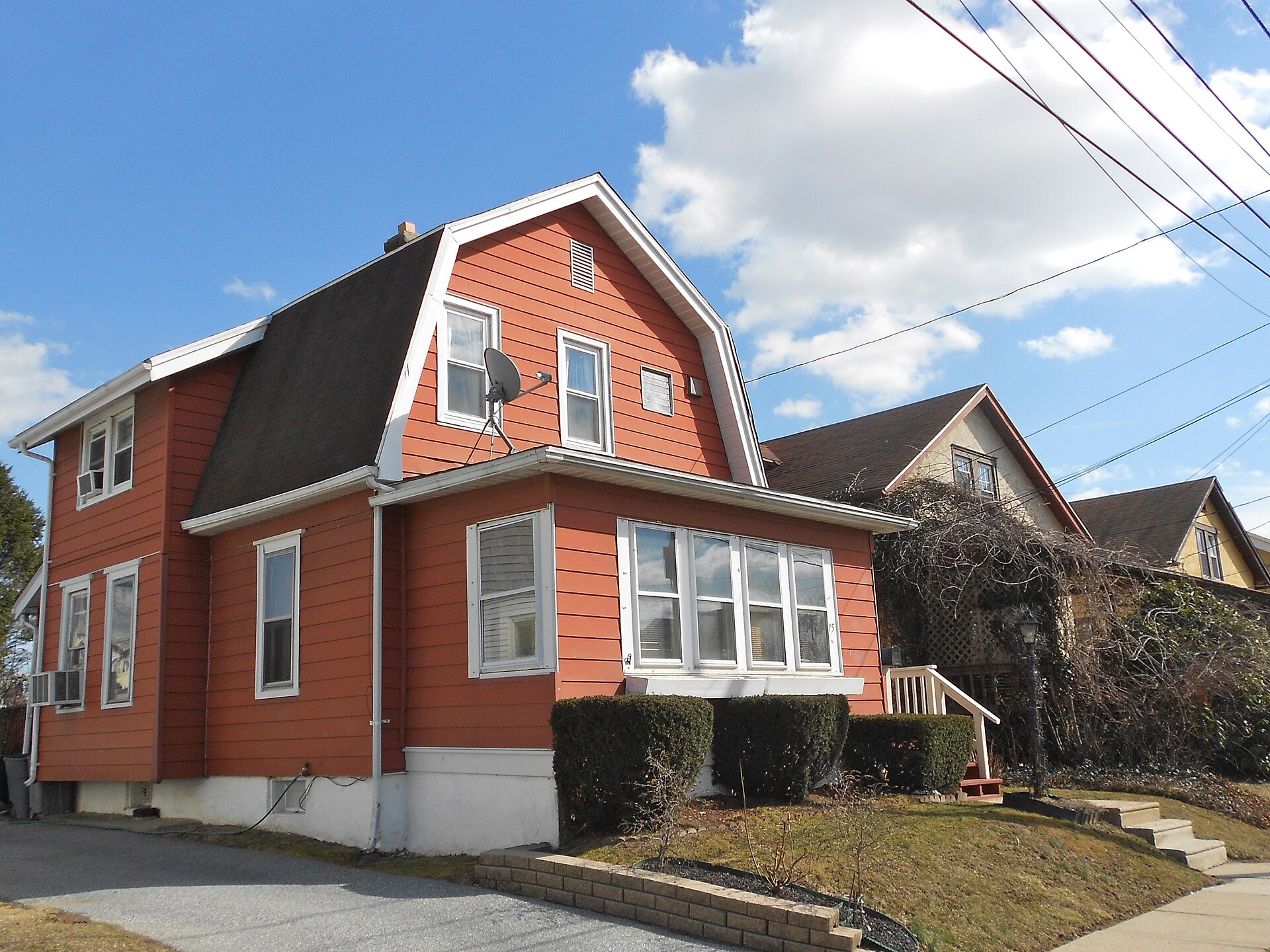 Building in the borough of Parkside, Delaware County, Pennsylvania. This is a house.