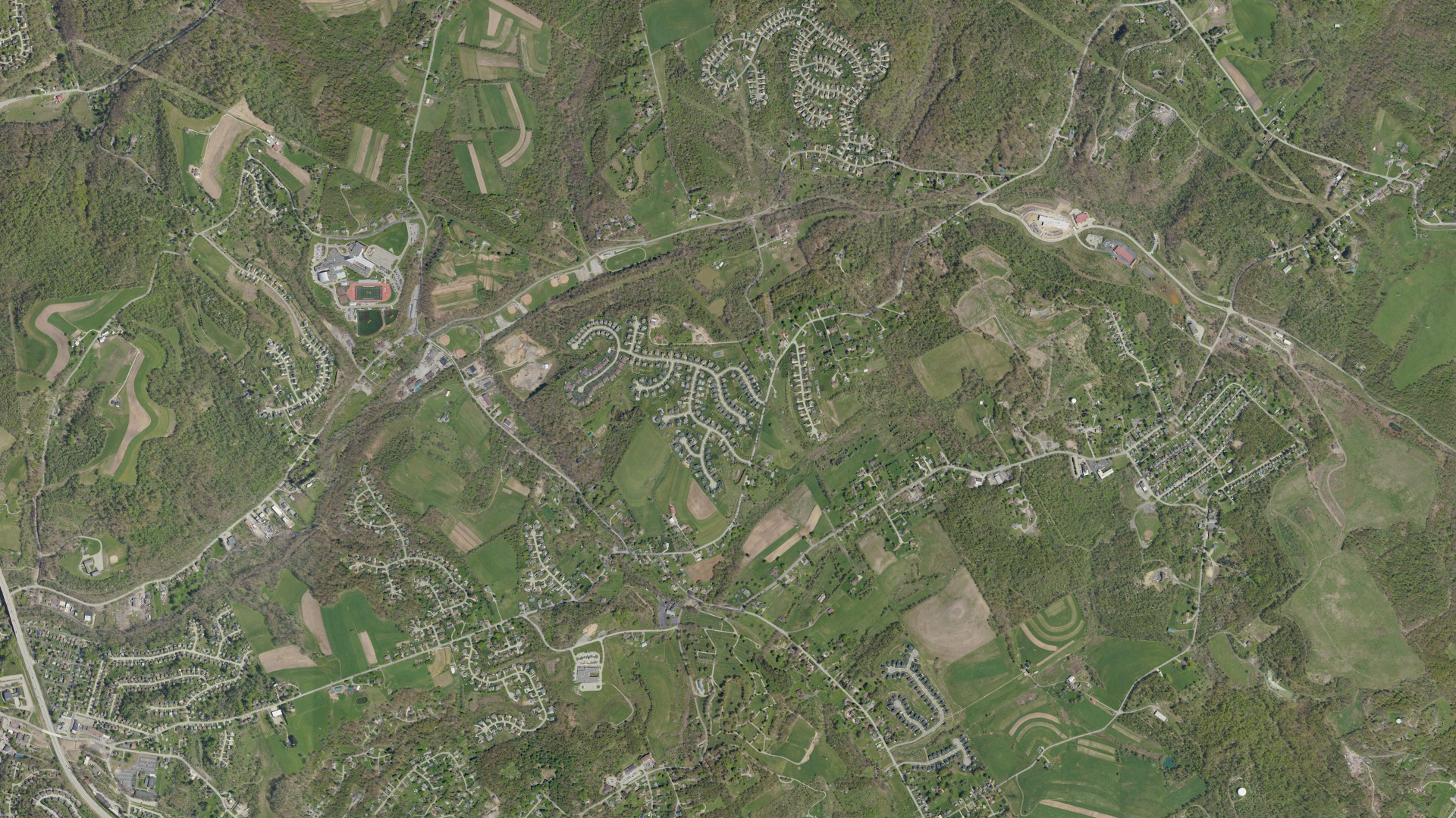 Natural-color aerial photograph of land around Plum, Pennsylvania