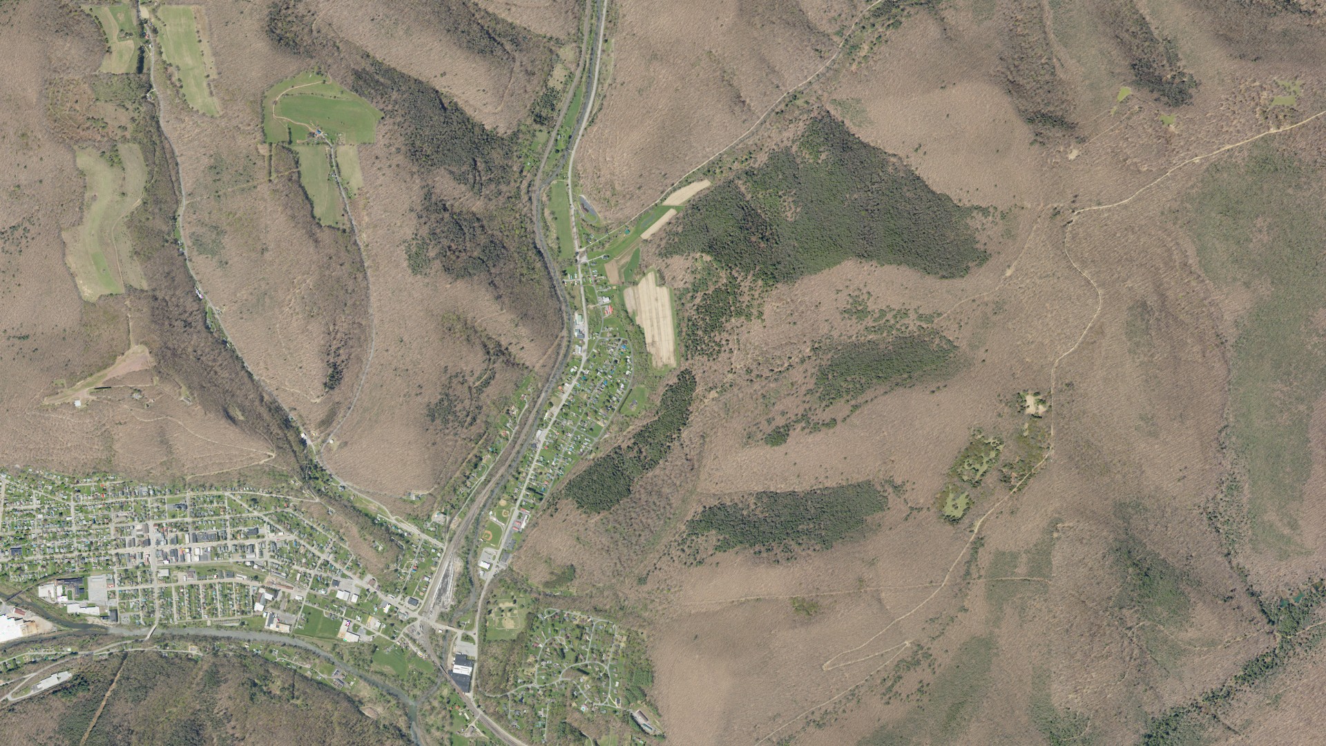 Natural-color aerial photograph of land around Prospect Park, Pennsylvania