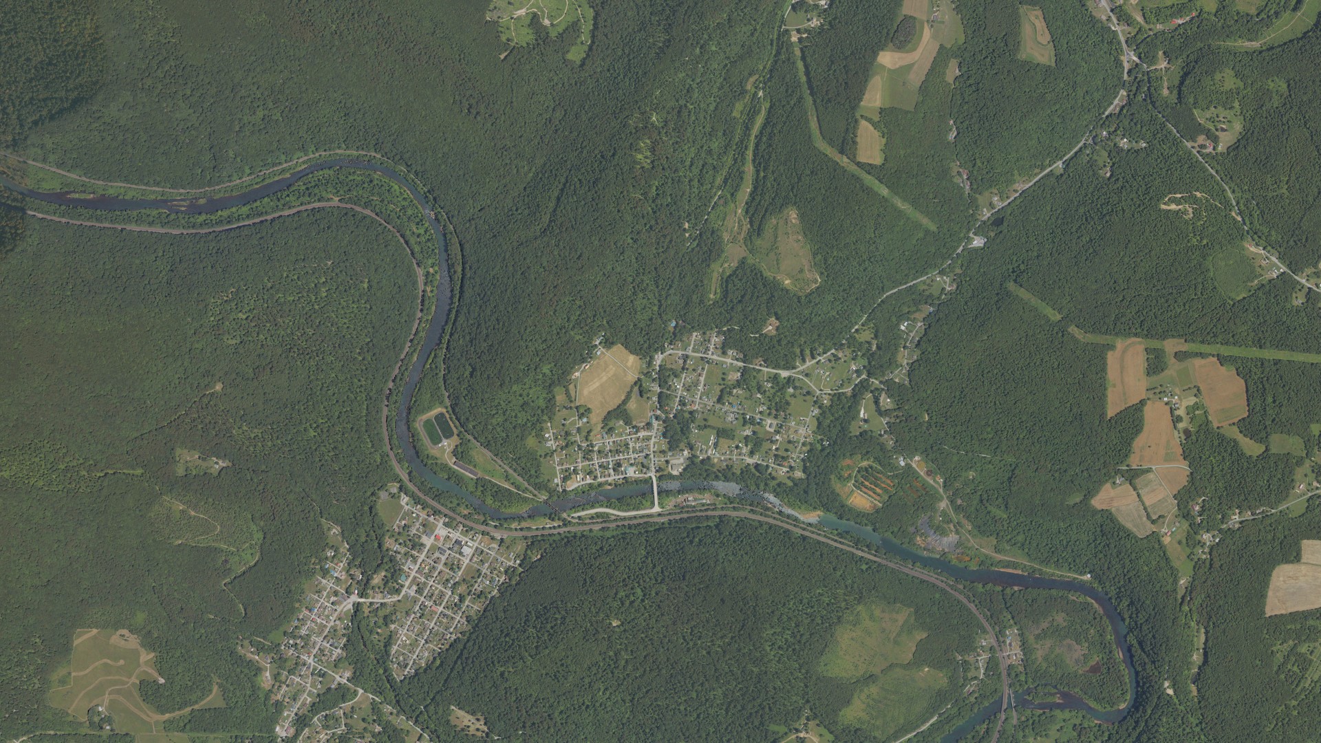 Aerial view of land around Robinson, Pennsylvania
