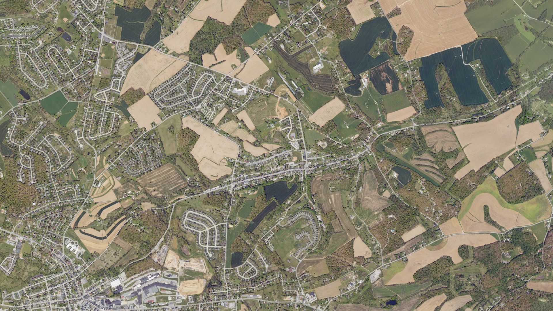 Natural-color aerial photograph of land around Windsor, Pennsylvania