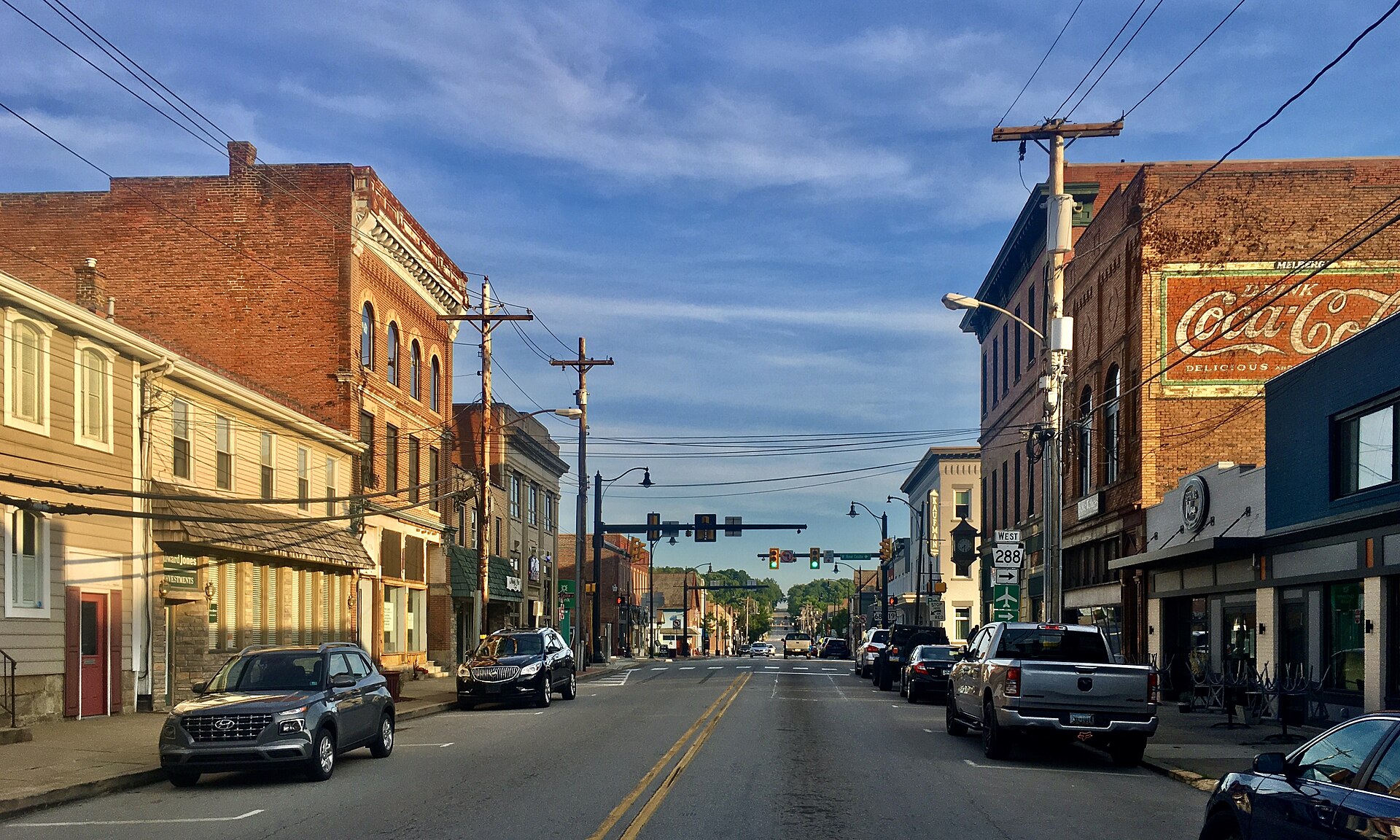 Looking southward down North Main Street (U.S. 19) from between Grandview Avenue and New Castle Street in Zelienpole, Pennsylvania, July 2020. — Zelienople, Pennsylvania