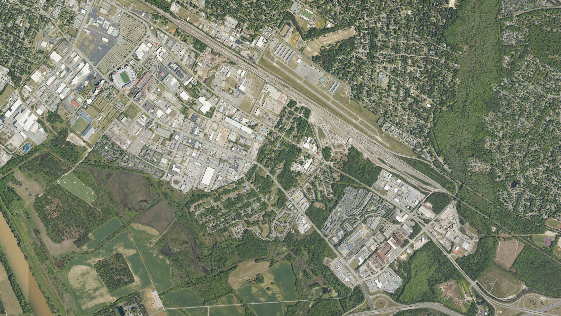 Natural-color aerial photograph of land around Arthurtown, South Carolina