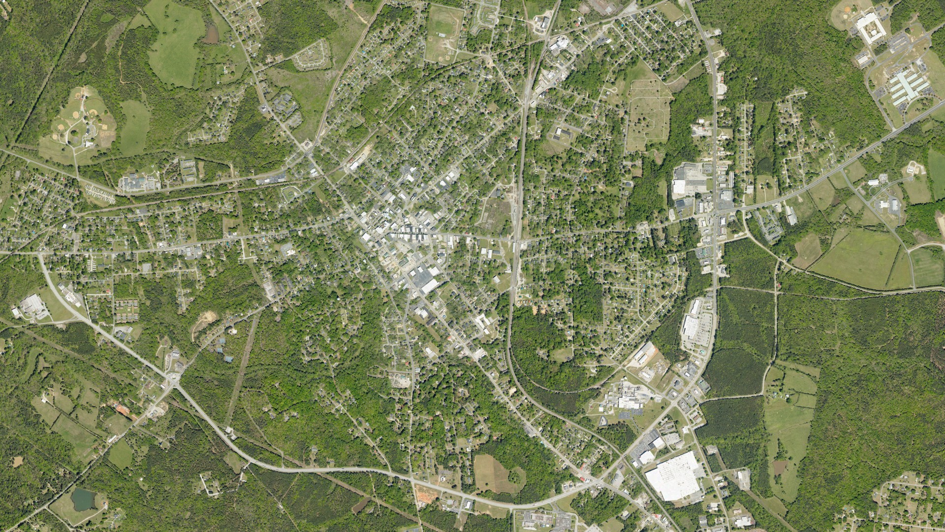 Natural-color aerial photograph of land around Chester, South Carolina