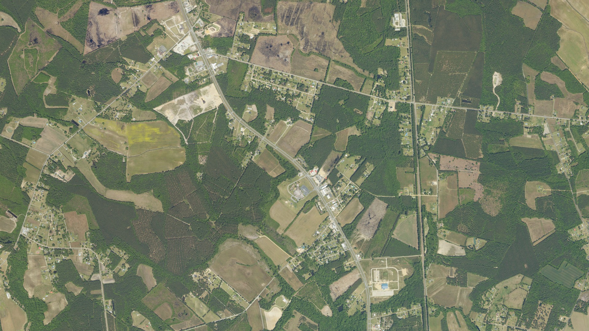 Natural-color aerial photograph of land around Danwood, South Carolina