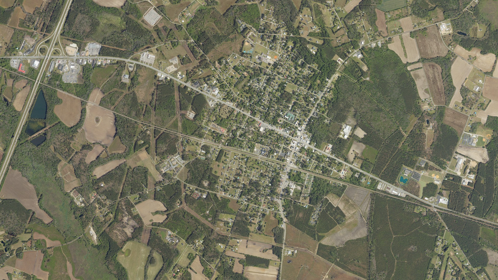 Natural-color aerial photograph of land around St. George, South Carolina
