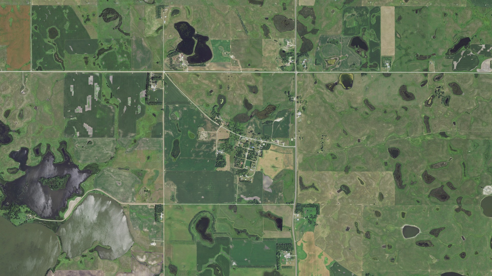 Aerial view of land around Altamont, South Dakota