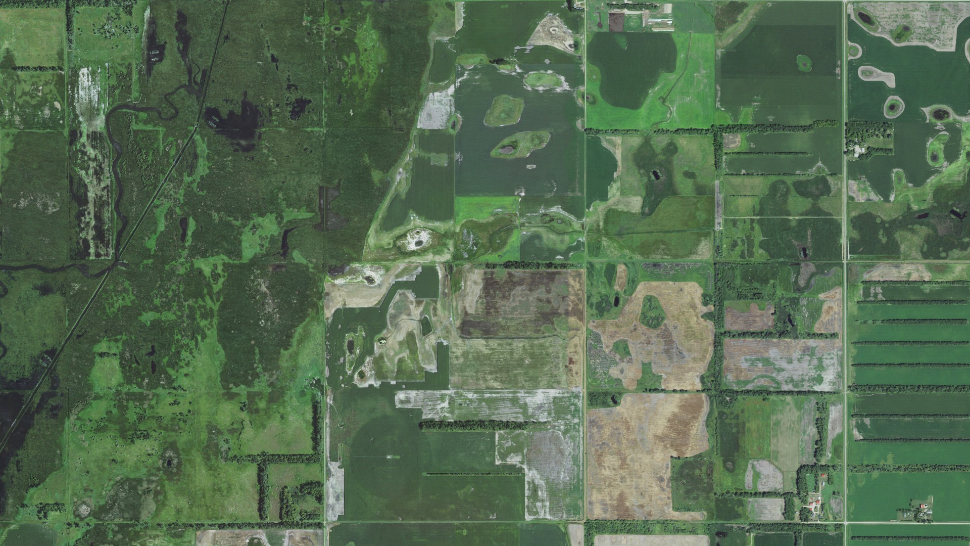 Natural-color aerial photograph of land around South Detroit, South Dakota