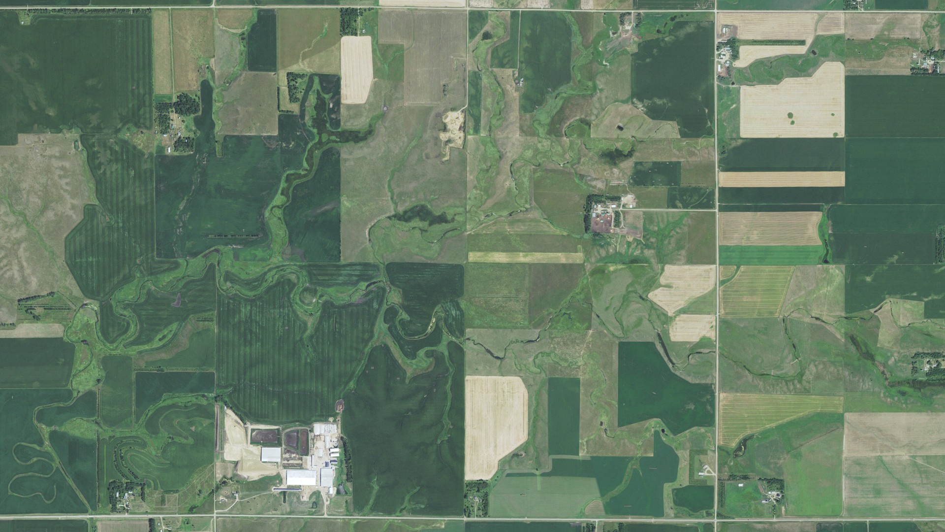 Natural-color aerial photograph of land around Grange, South Dakota