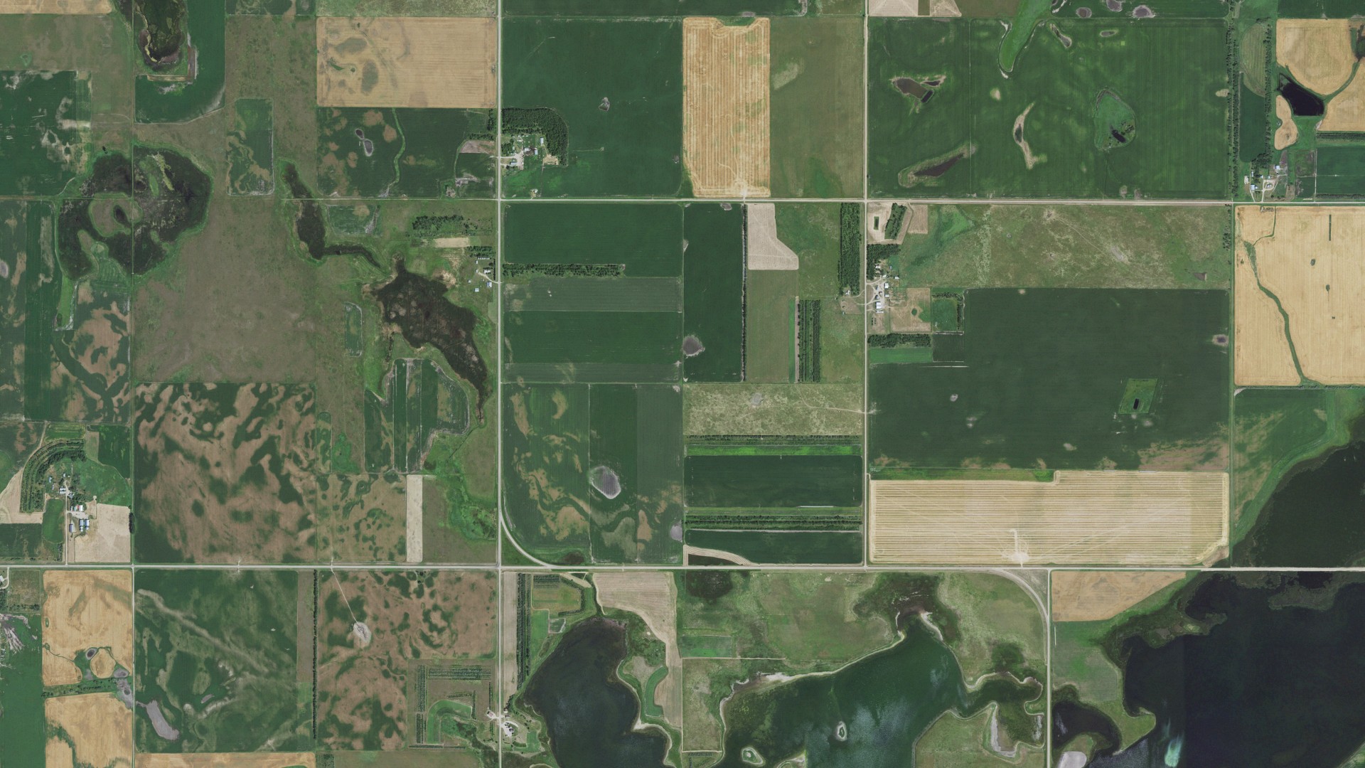 Aerial view of land around Hudson, South Dakota