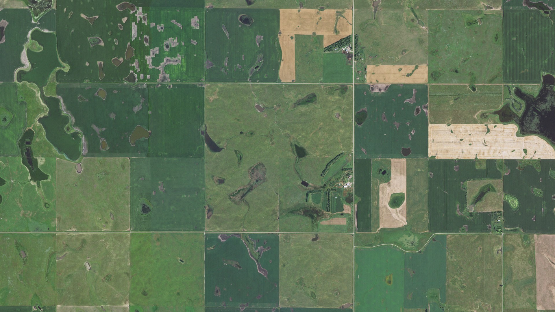 Aerial view of land around Saratoga, South Dakota