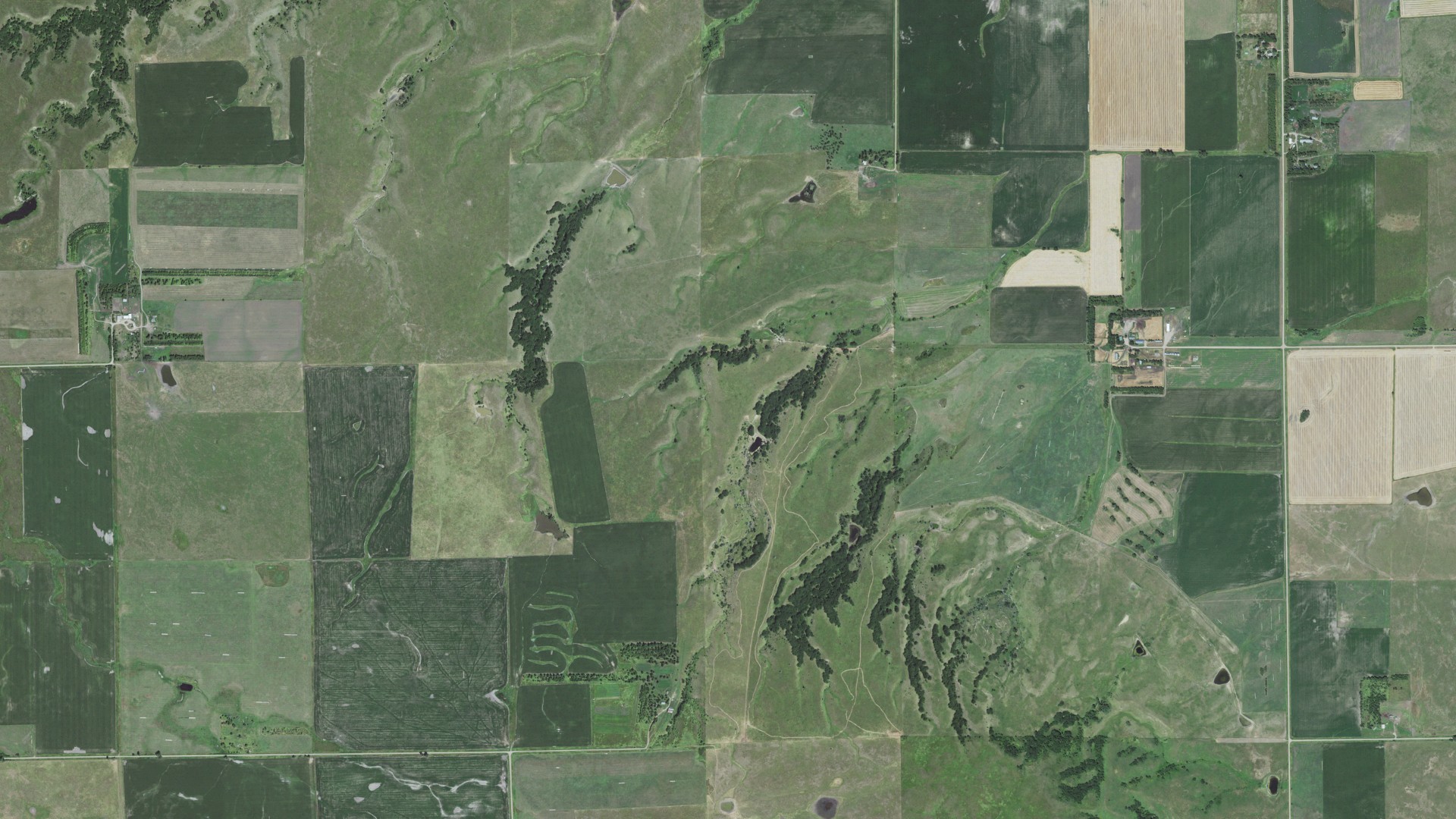 Natural-color aerial photograph of land around Chery, South Dakota