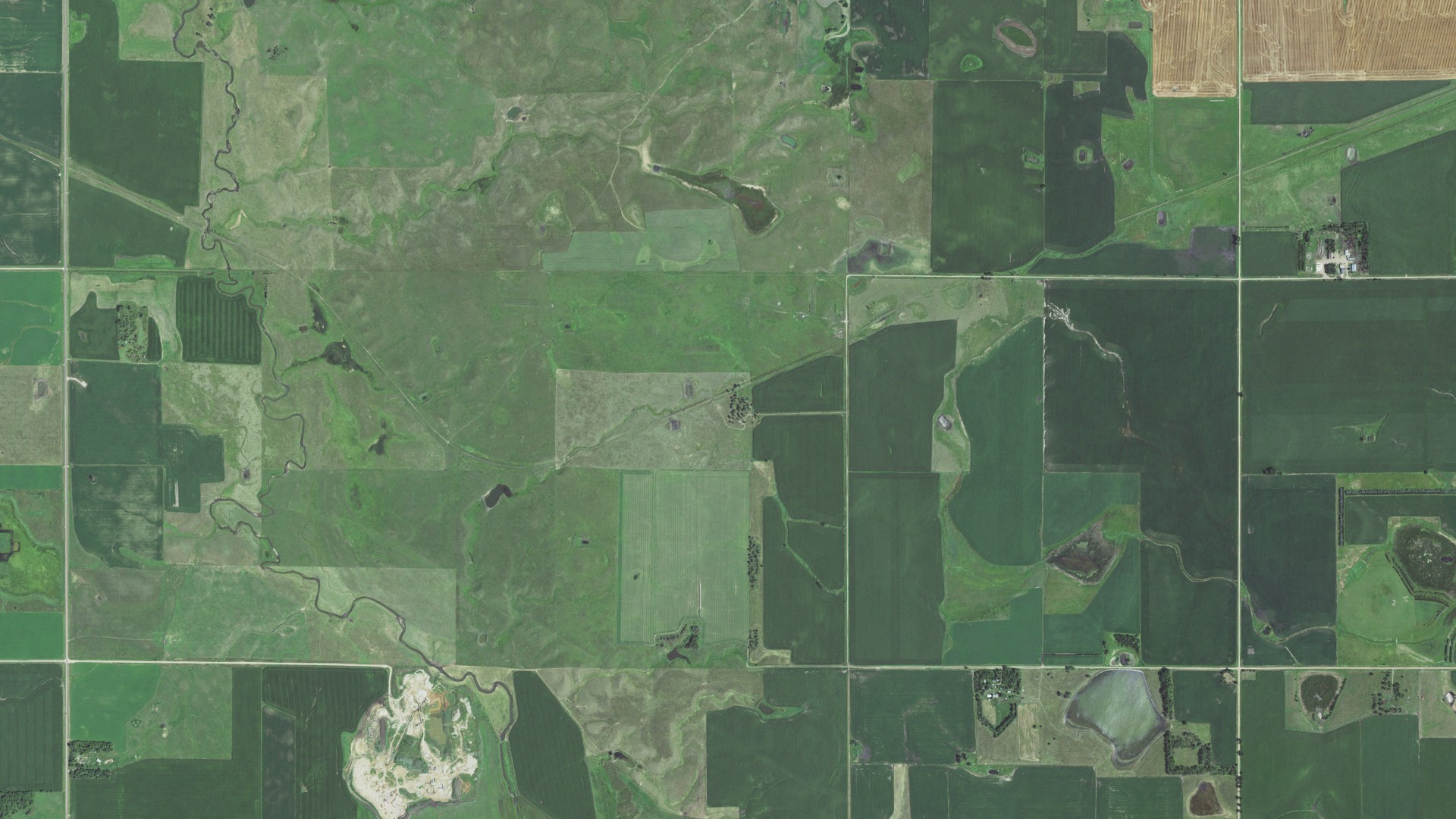 Natural-color aerial photograph of land around Winfred, South Dakota