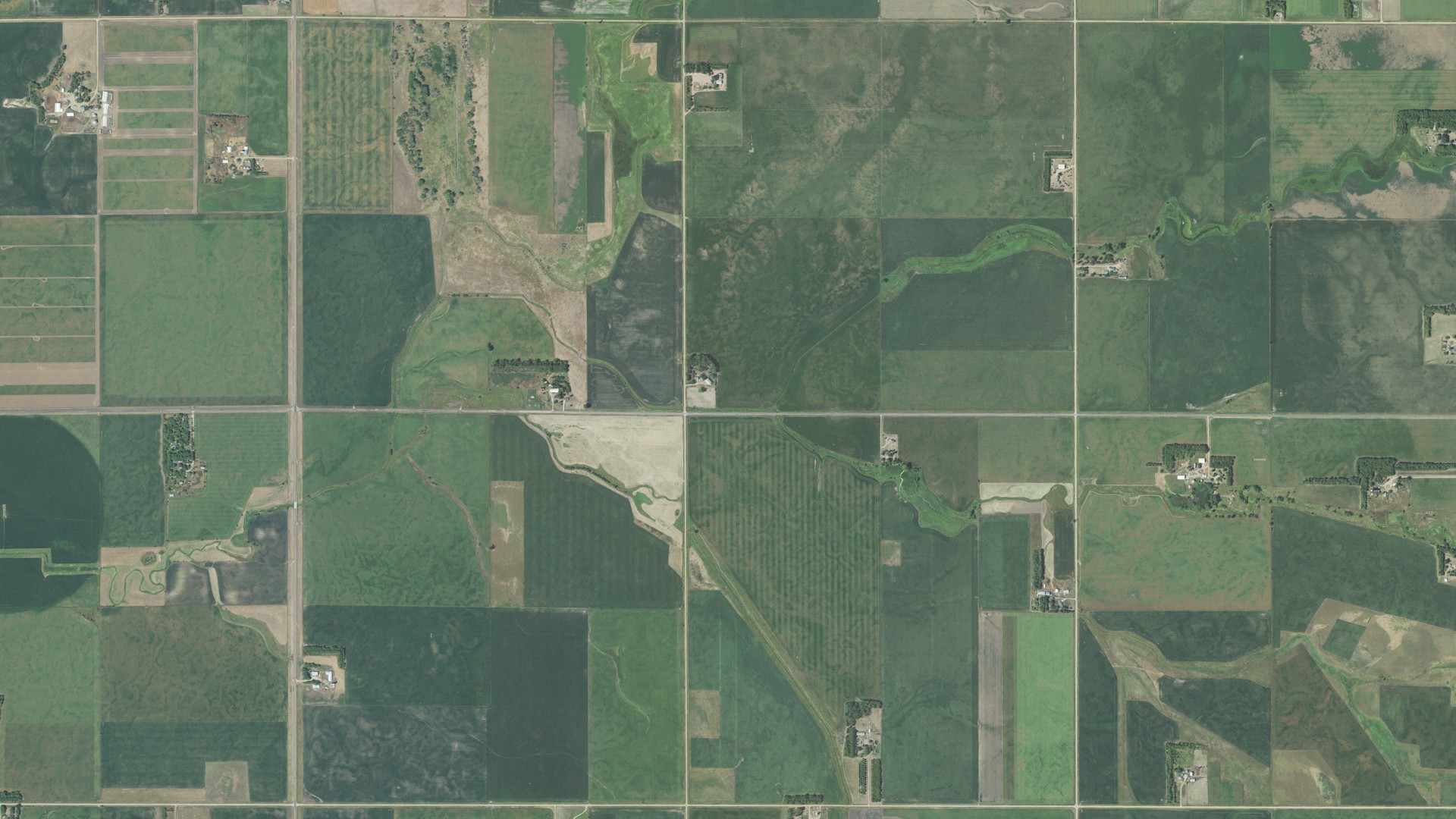 Natural-color aerial photograph of land around Brooklyn, South Dakota