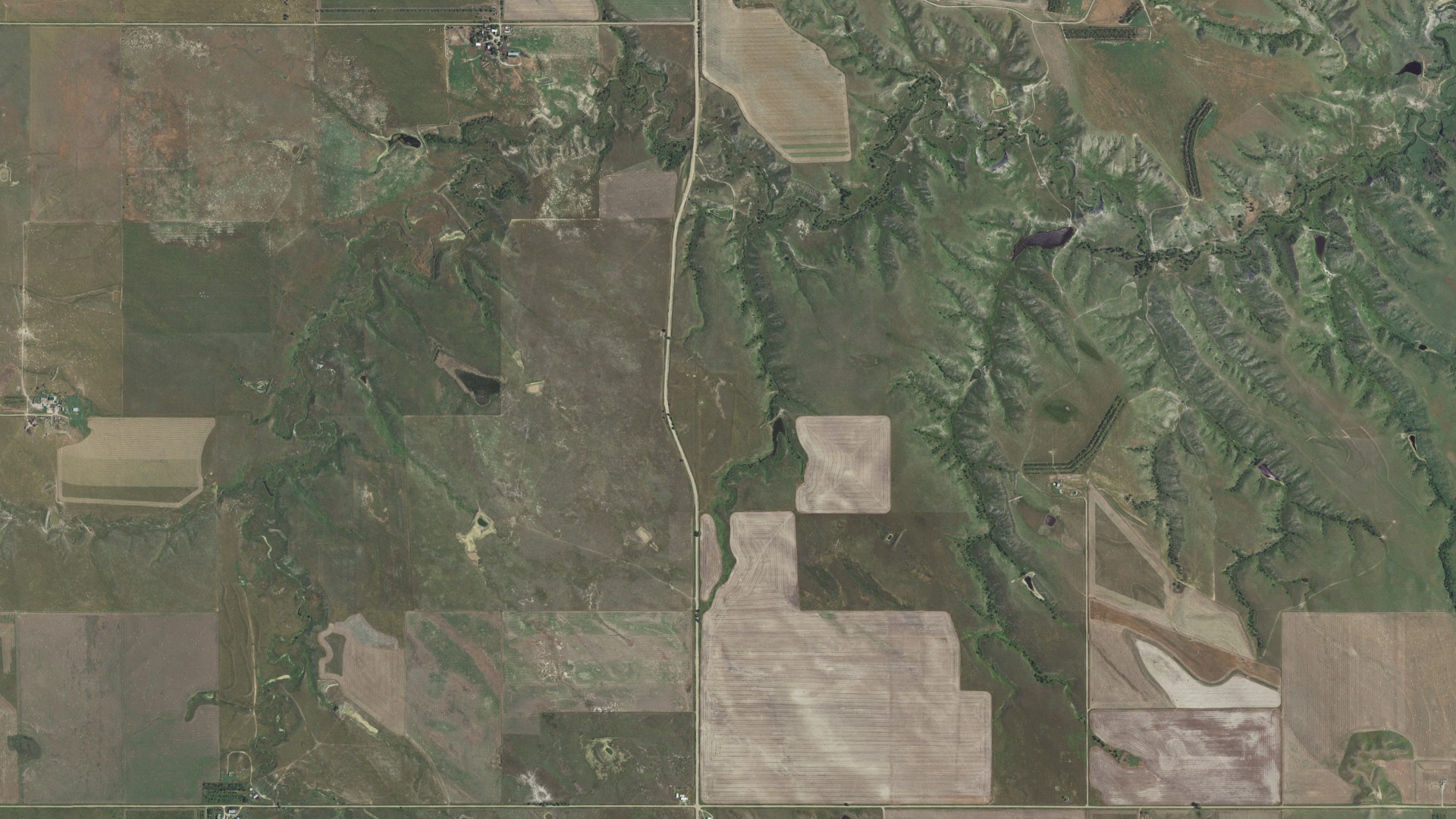 Aerial view of land around Lakeside, South Dakota