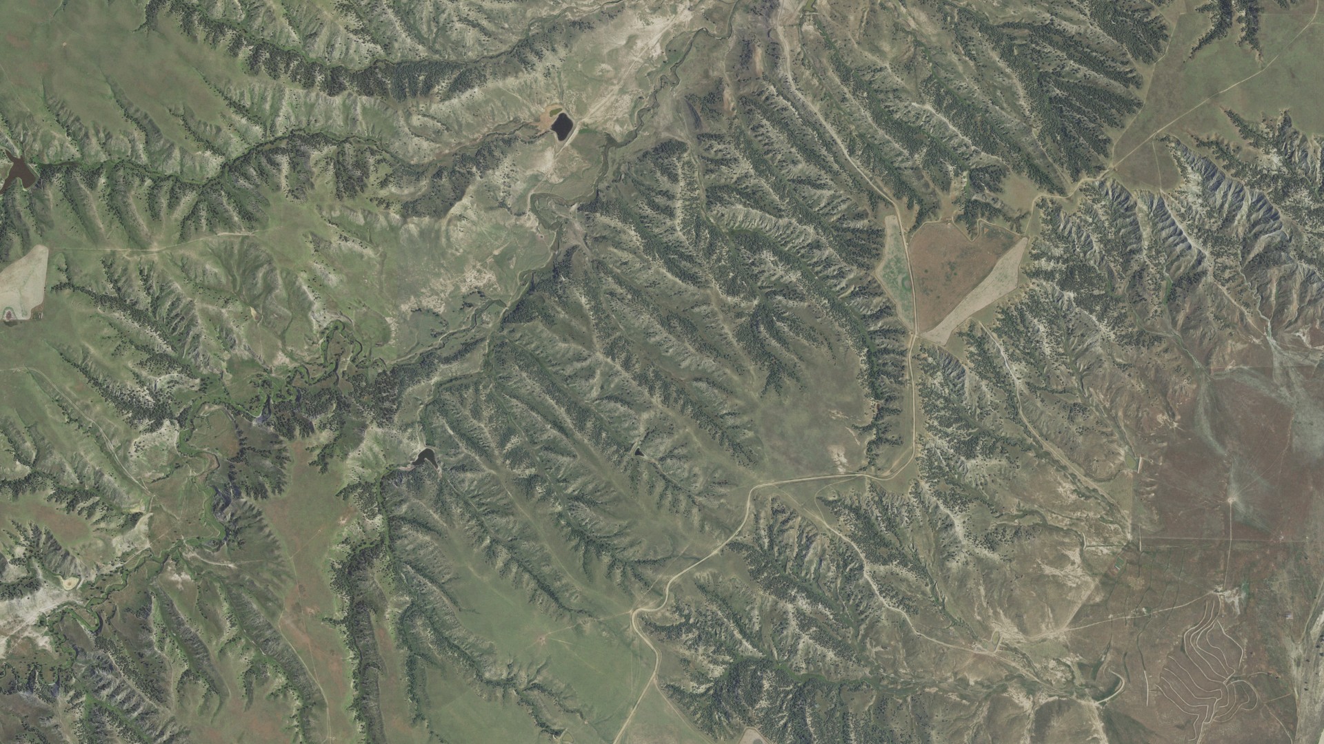 Natural-color aerial photograph of land around Smithville, South Dakota