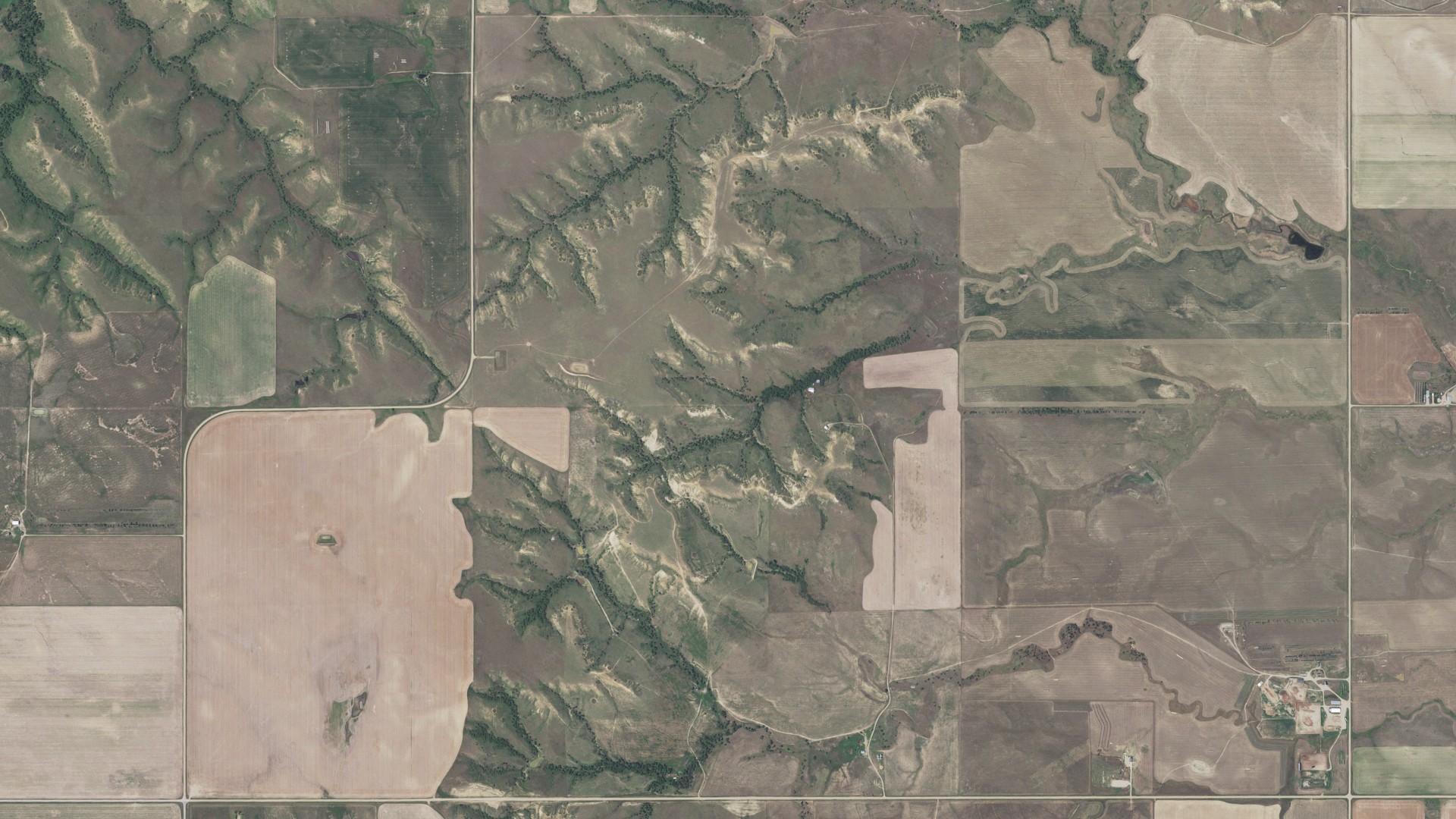 Natural-color aerial photograph of land around Peno, South Dakota