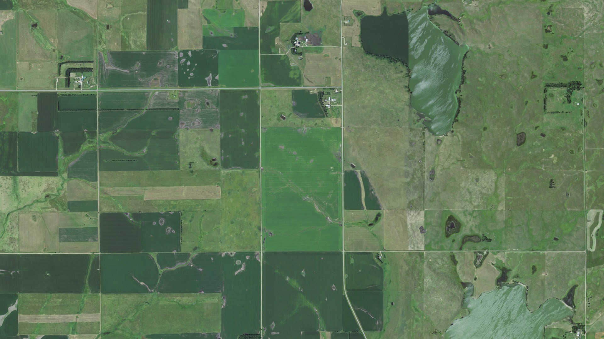 Natural-color aerial photograph of land around Alto, South Dakota