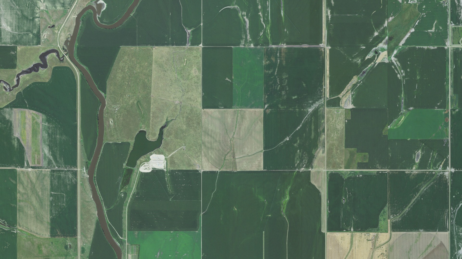Aerial view of land around Lincoln, South Dakota